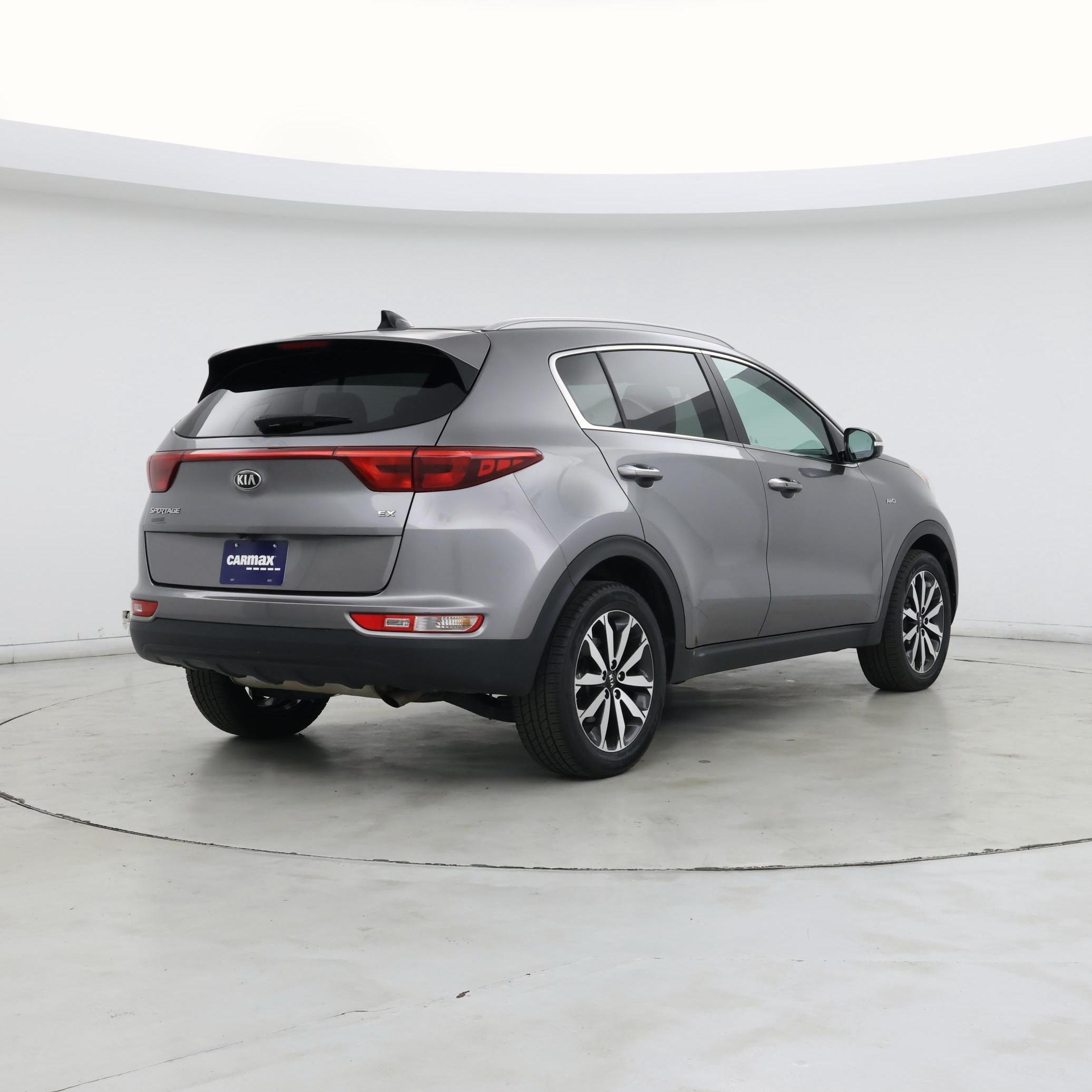 Thumbnail: 2017 Kia Sportage - 8