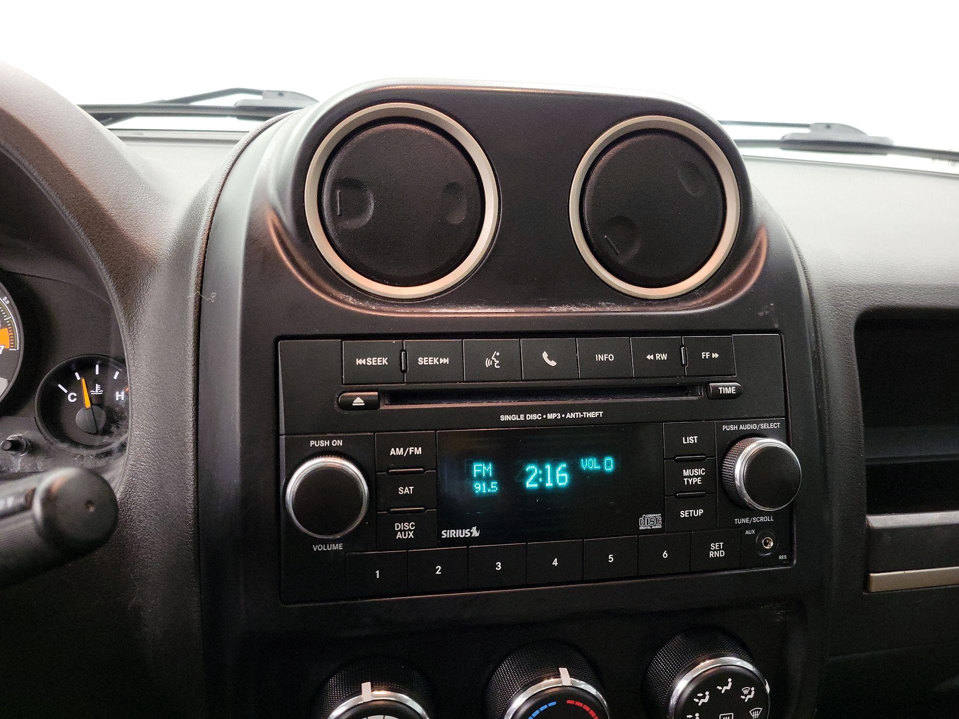 Thumbnail: 2016 Jeep Patriot - 14