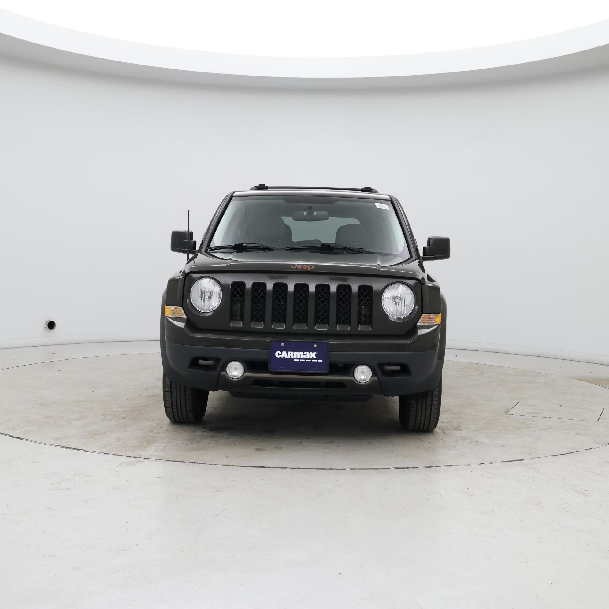 Thumbnail: 2016 Jeep Patriot - 5