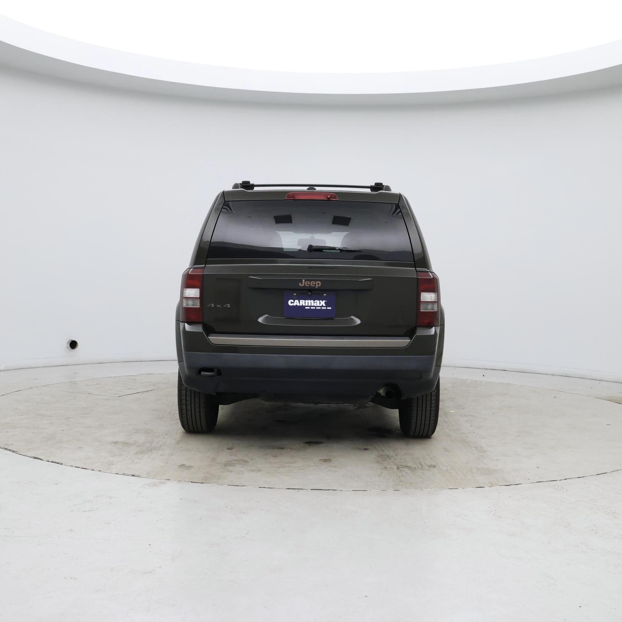 Thumbnail: 2016 Jeep Patriot - 6