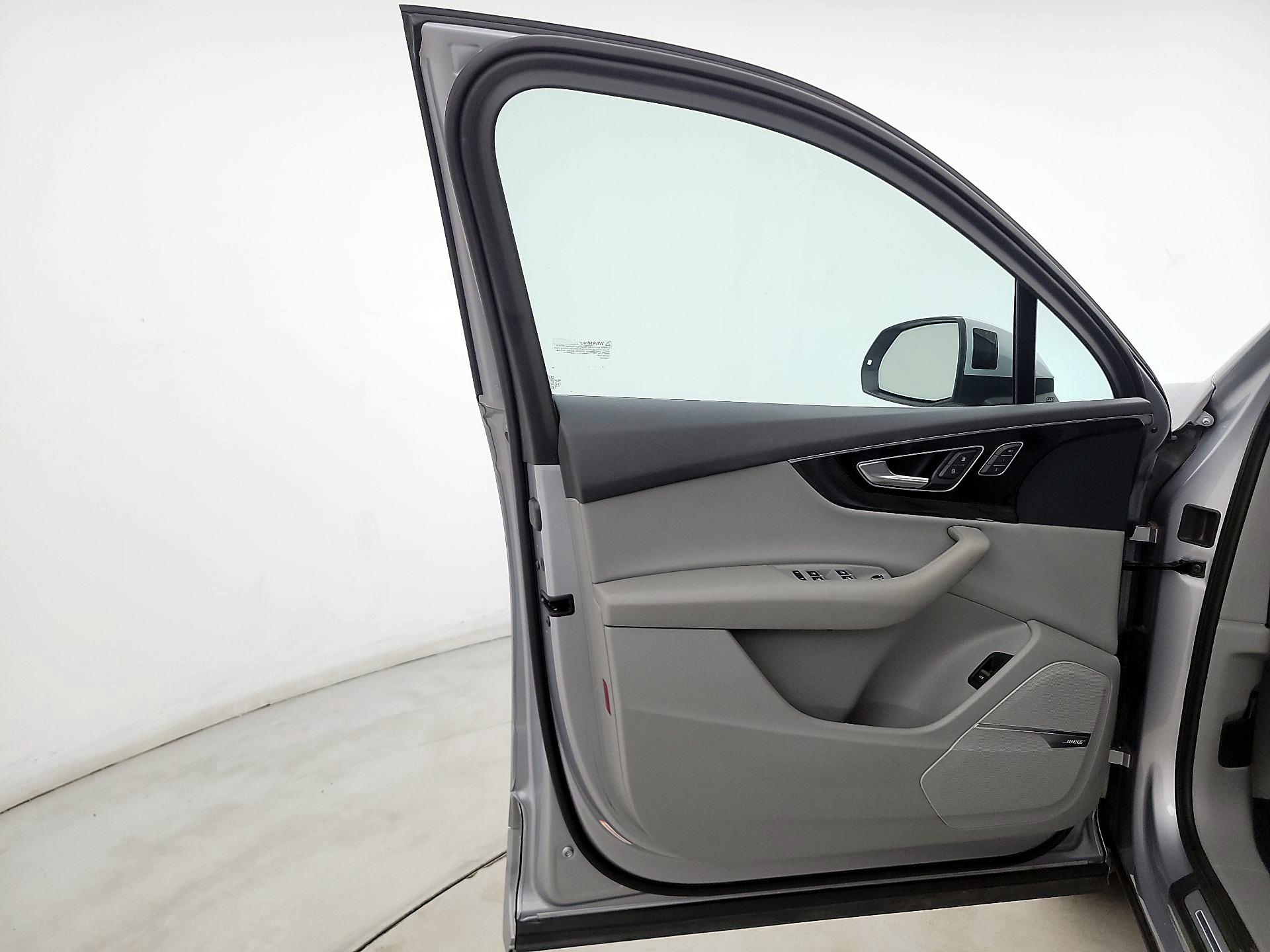 Thumbnail: 2019 Audi Q7 - 12