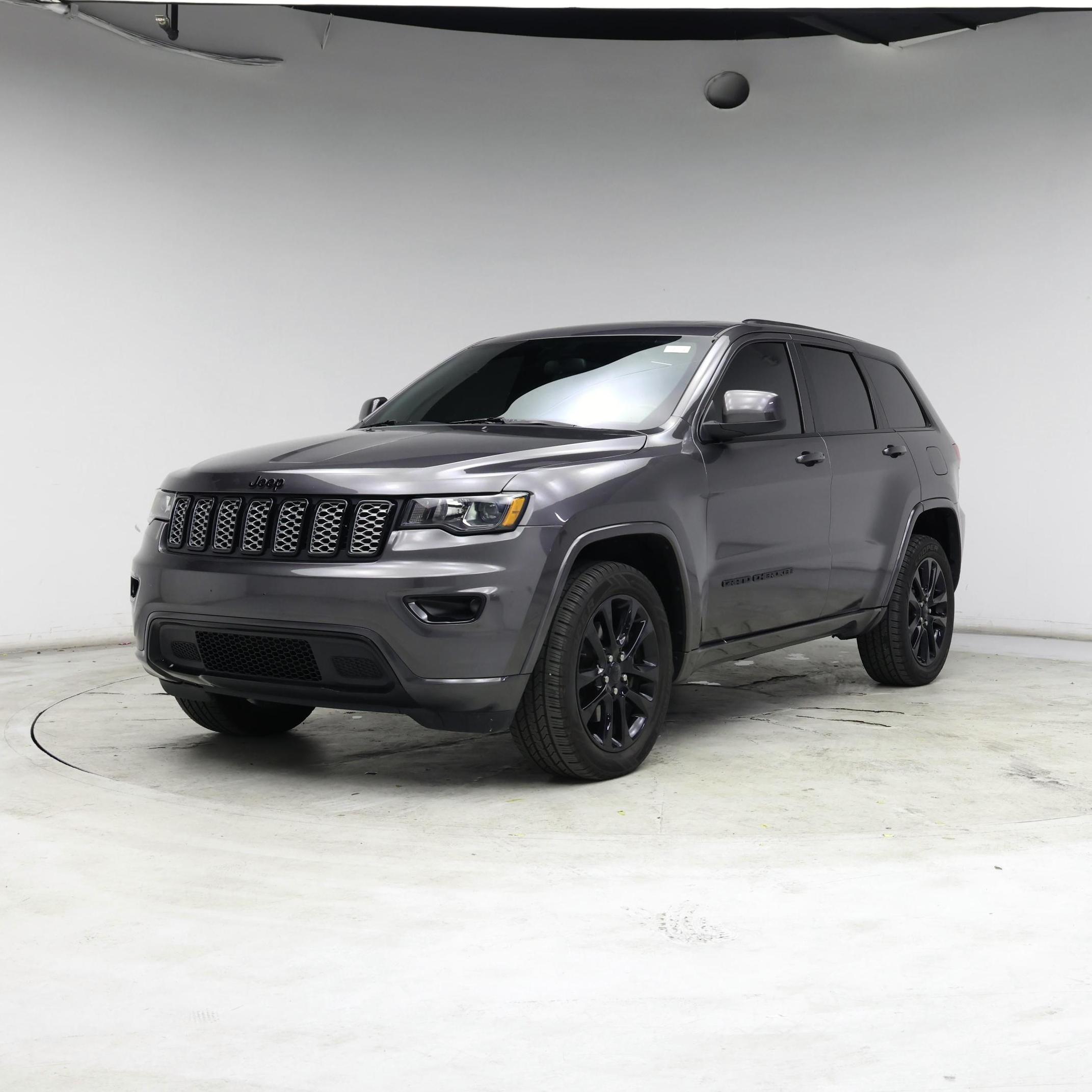 Thumbnail: 2021 Jeep Grand Cherokee - 4