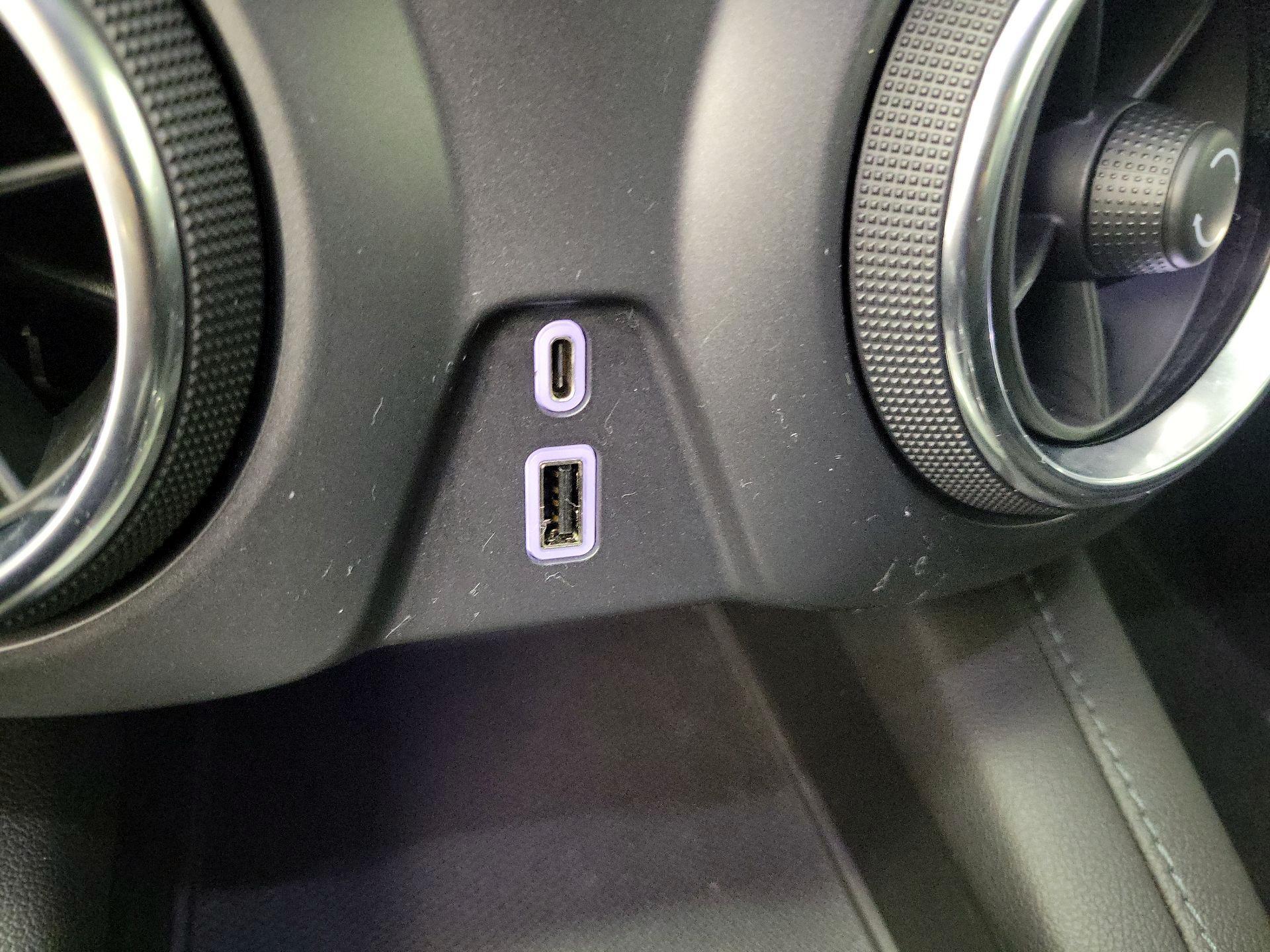 Thumbnail: 2021 Chevrolet Blazer - 18