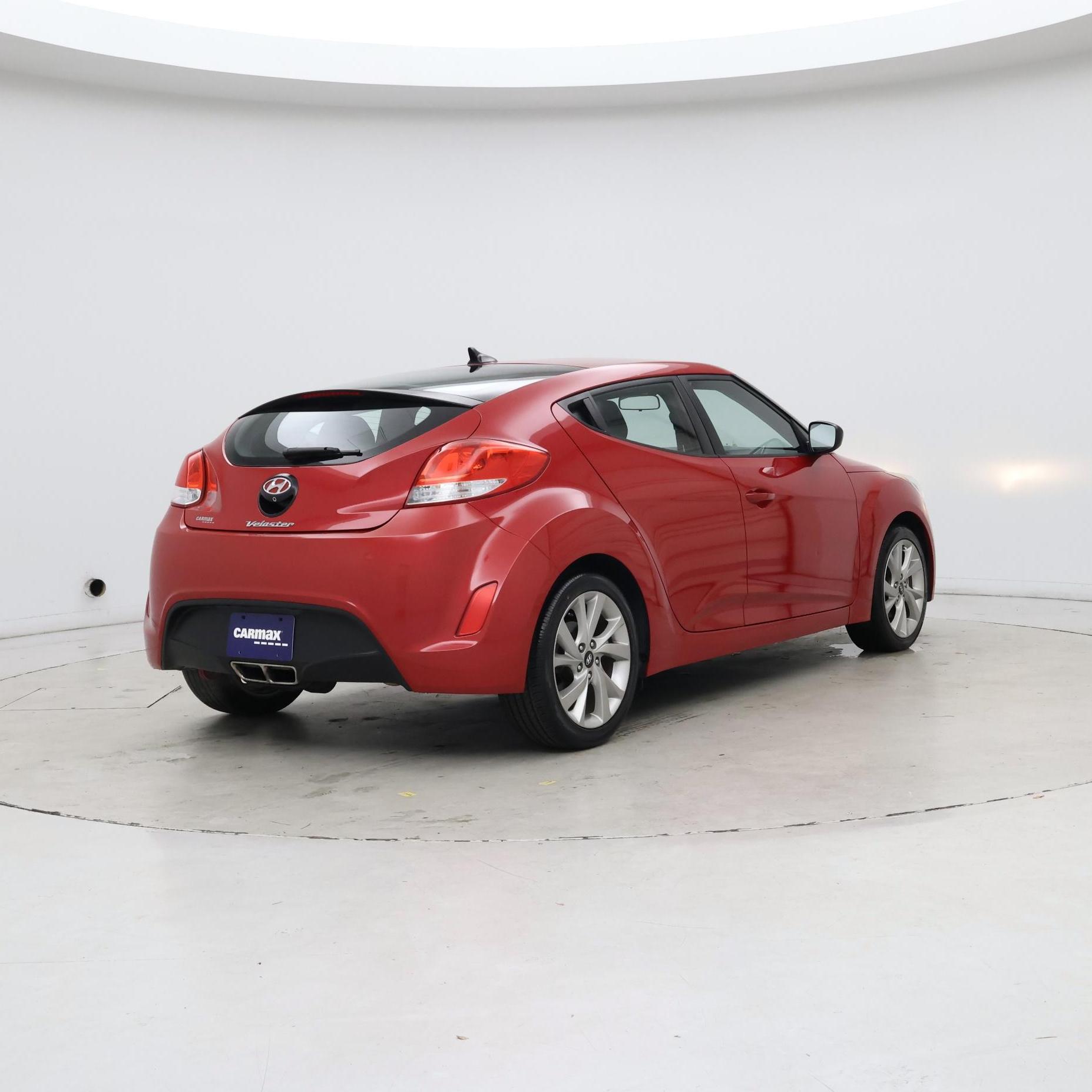 Thumbnail: 2016 Hyundai Veloster - 8