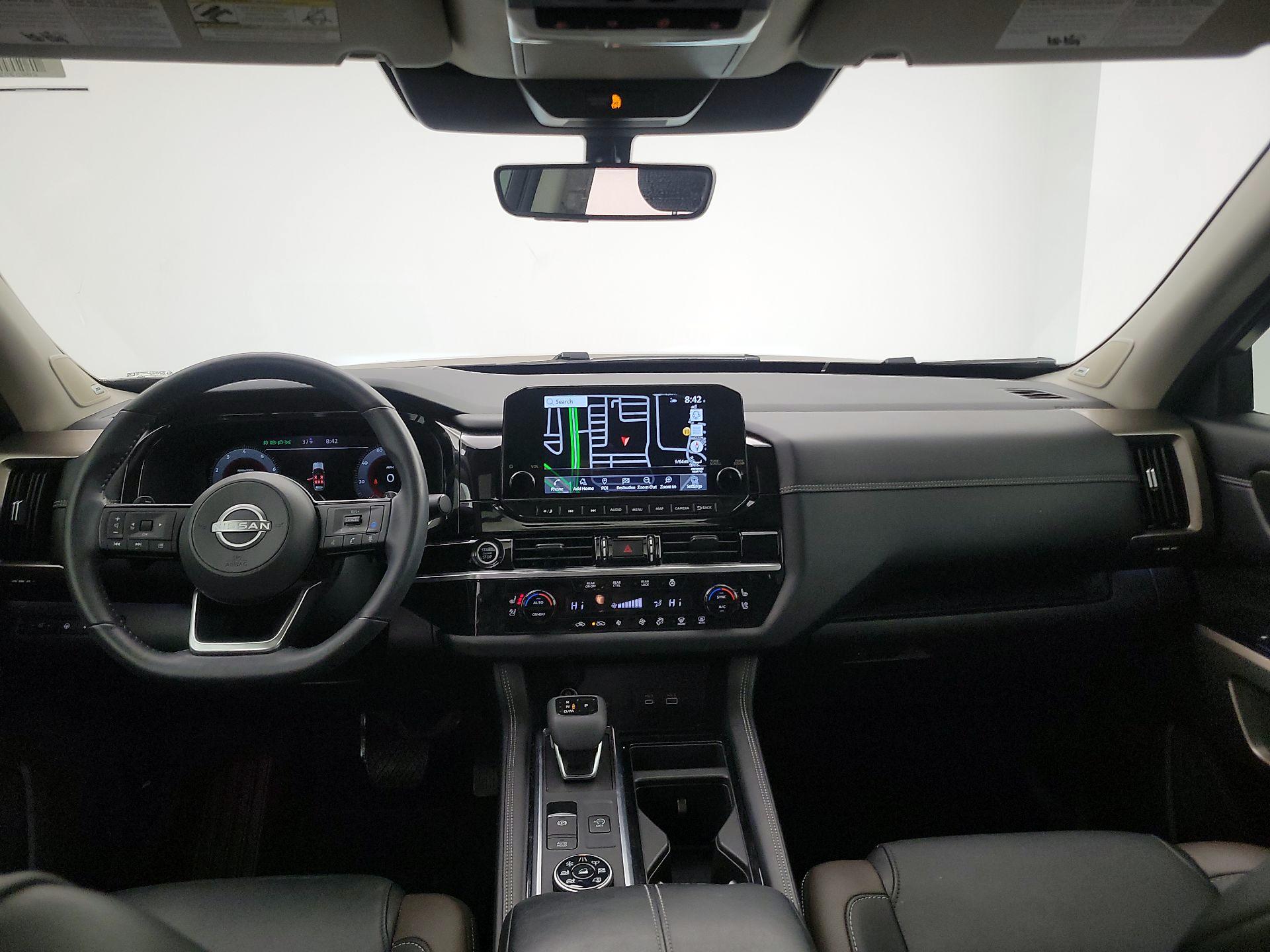 Thumbnail: 2023 Nissan Pathfinder - 9