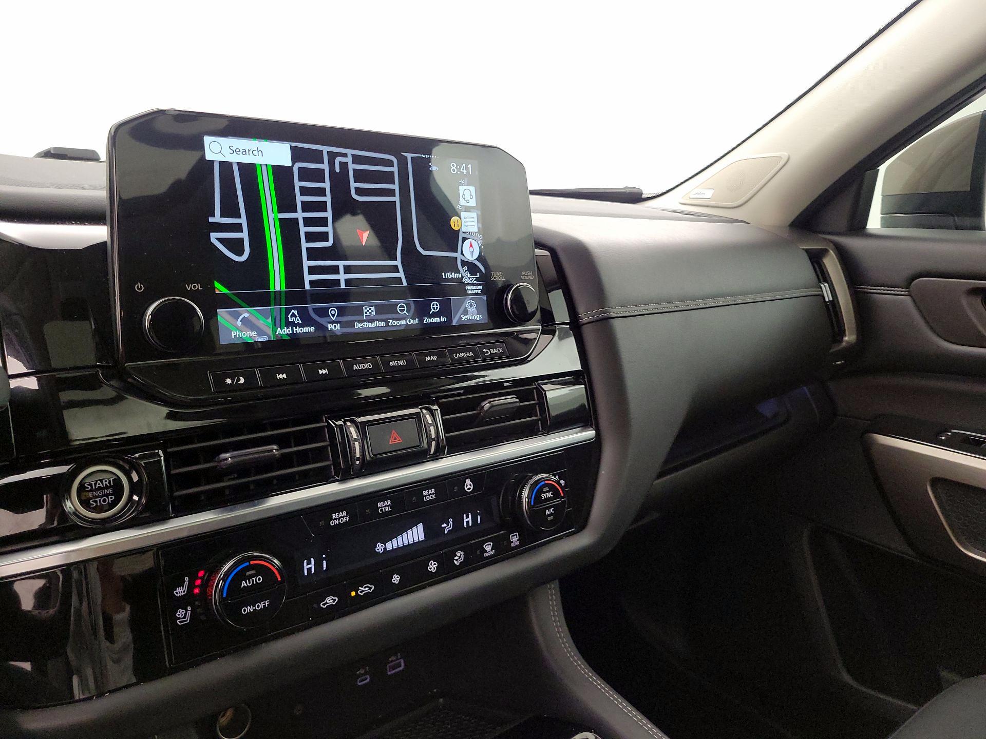 Thumbnail: 2023 Nissan Pathfinder - 14