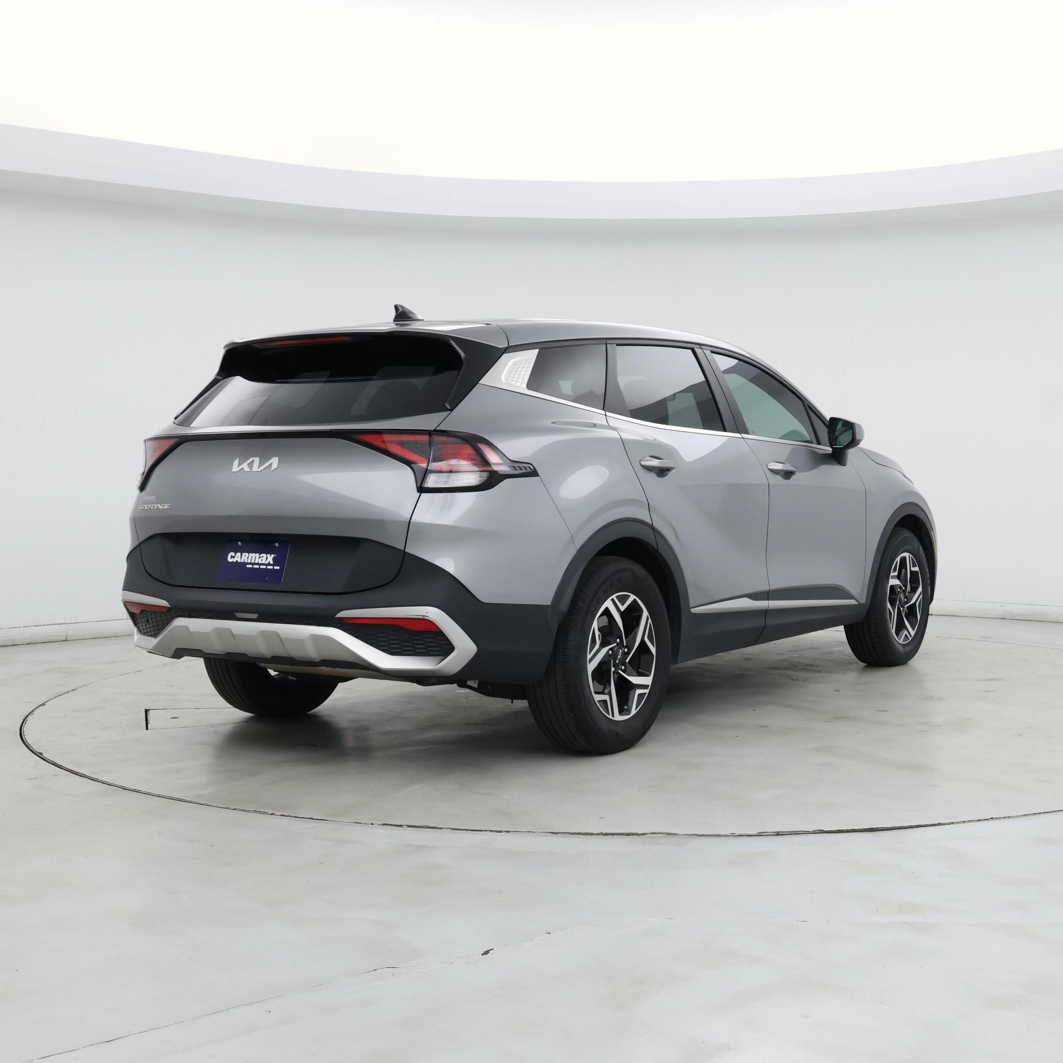 Thumbnail: 2023 Kia Sportage - 8