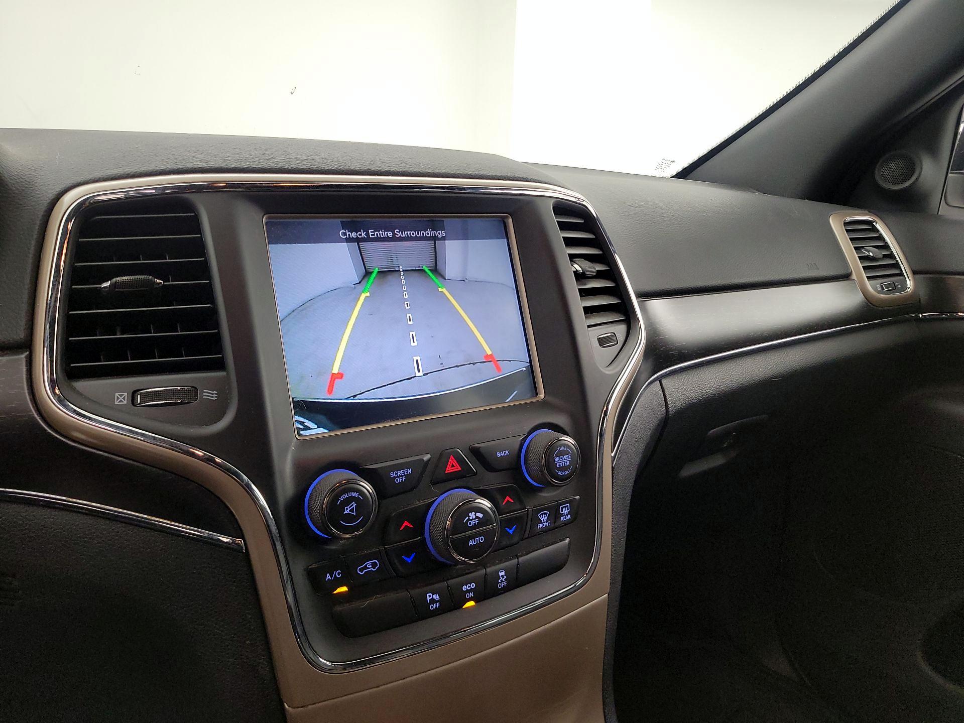 Thumbnail: 2015 Jeep Grand Cherokee - 15