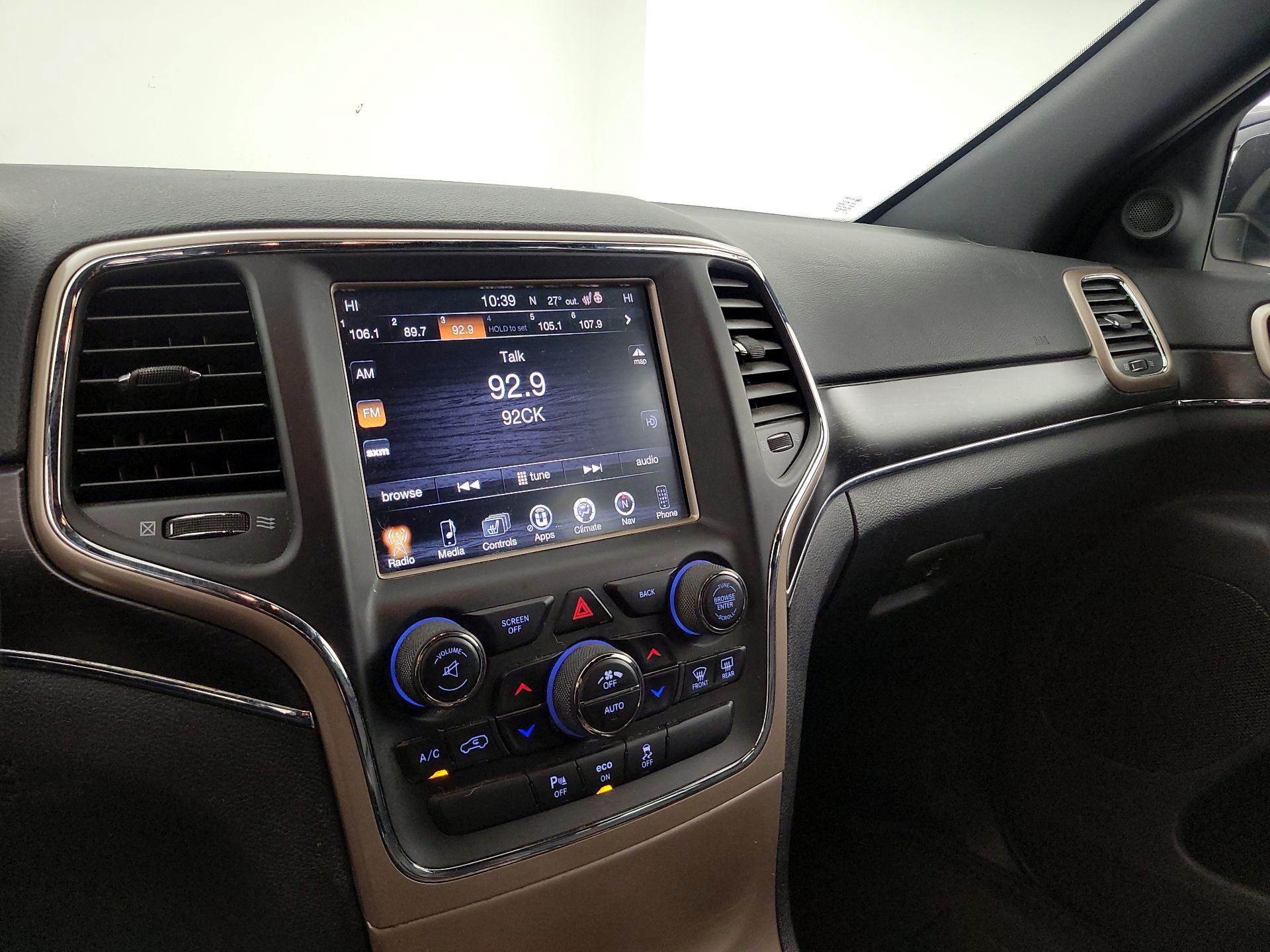 Thumbnail: 2015 Jeep Grand Cherokee - 16