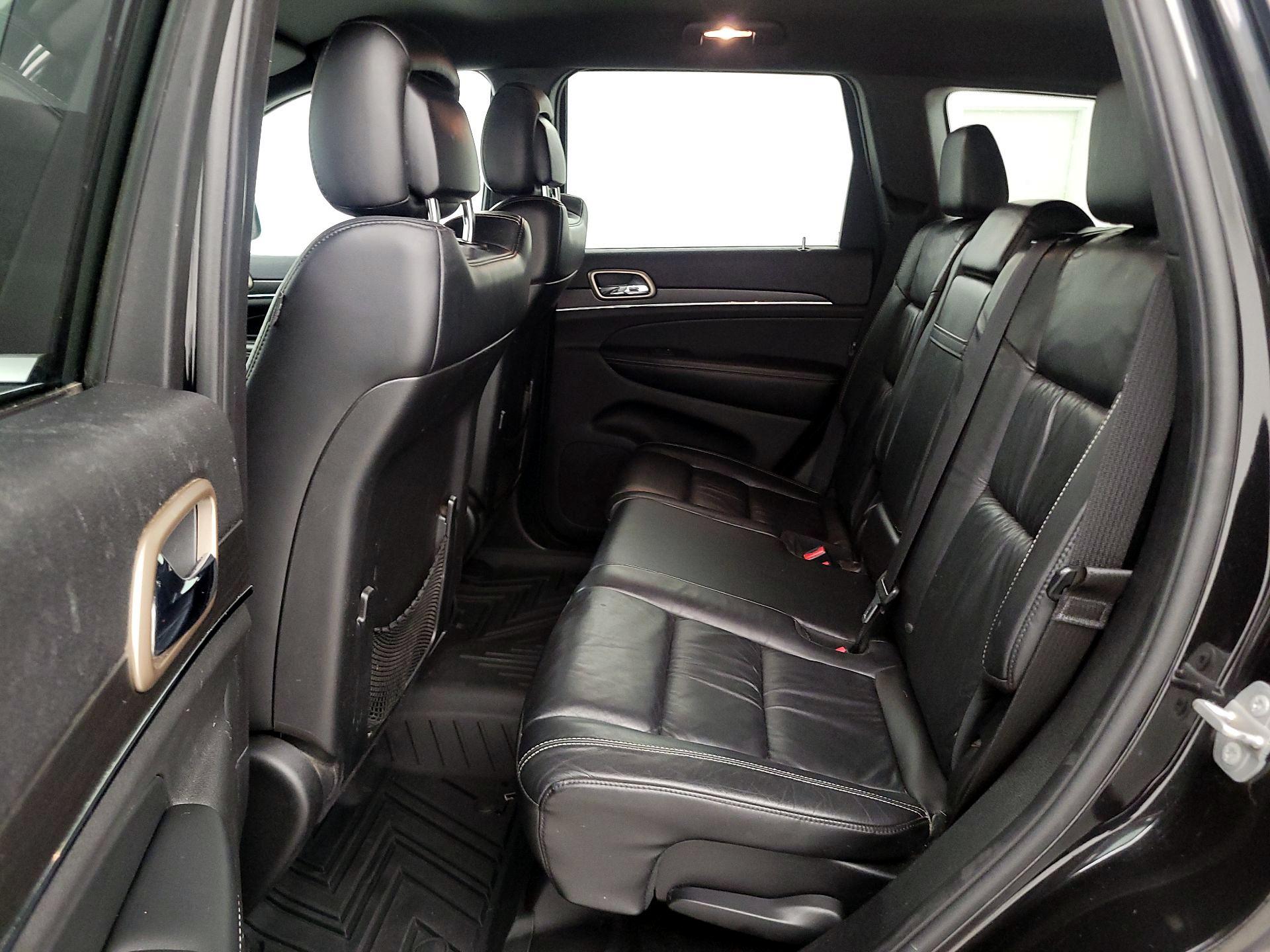 Thumbnail: 2015 Jeep Grand Cherokee - 20