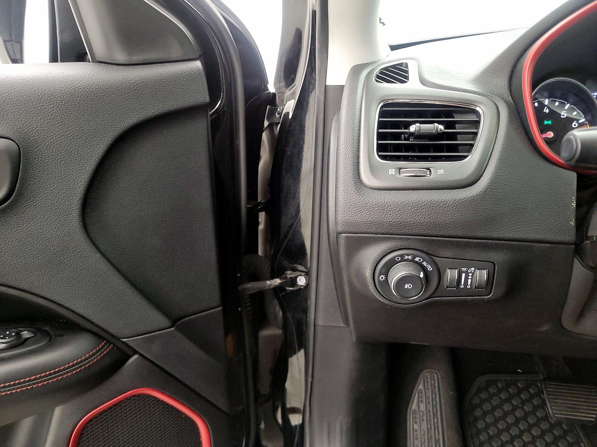 Thumbnail: 2019 Jeep Compass - 13