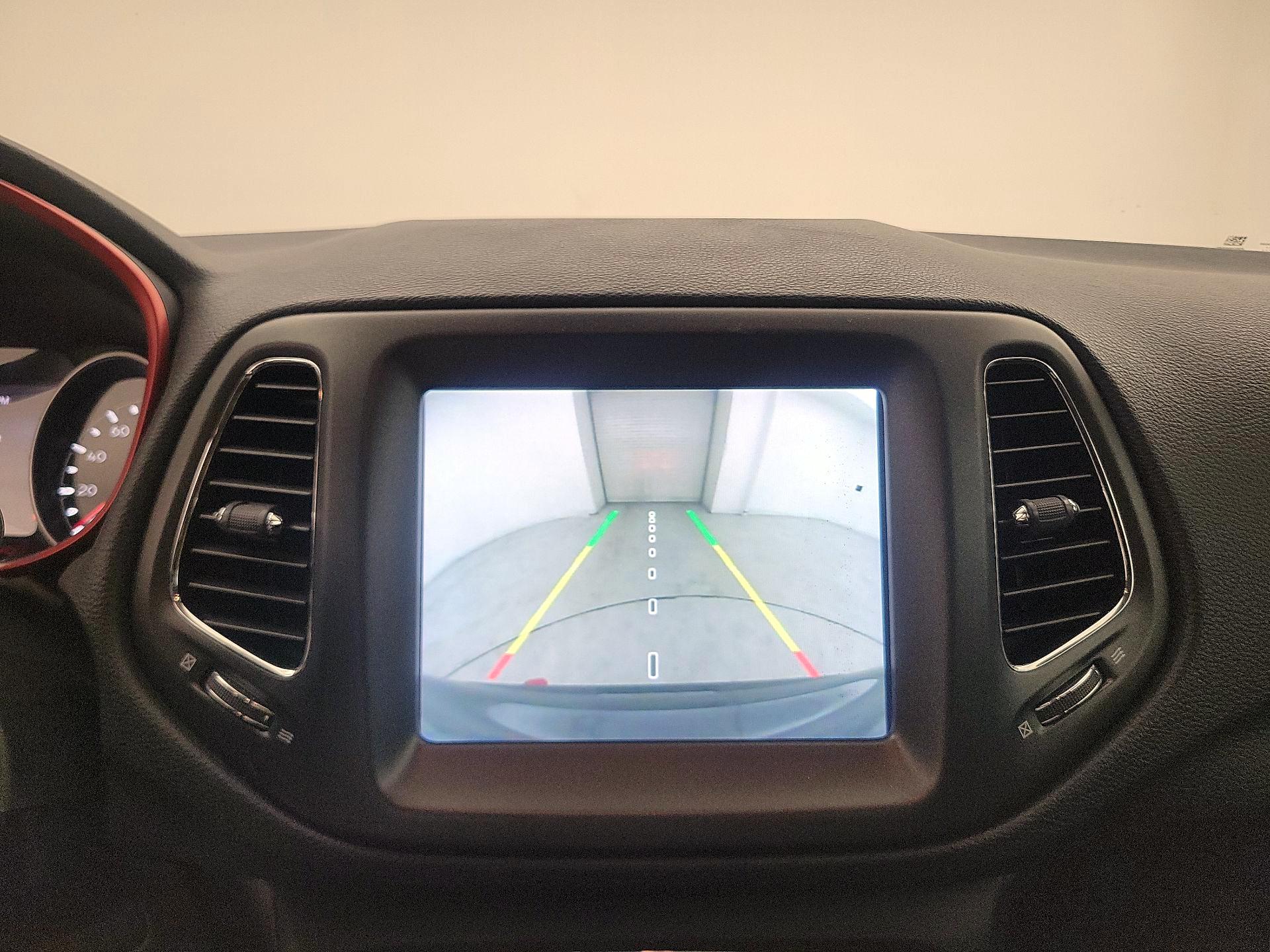 Thumbnail: 2019 Jeep Compass - 14