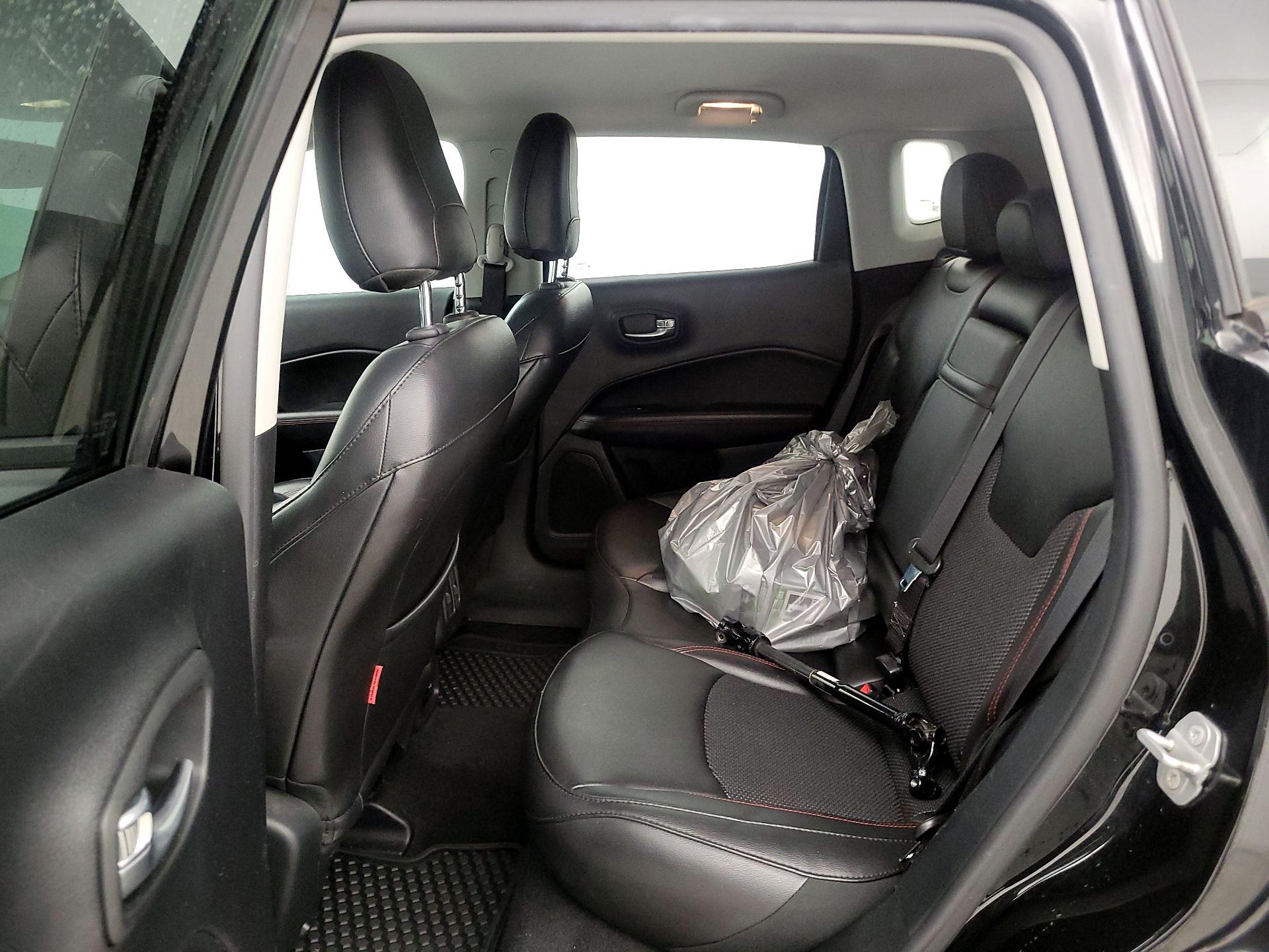 Thumbnail: 2019 Jeep Compass - 19