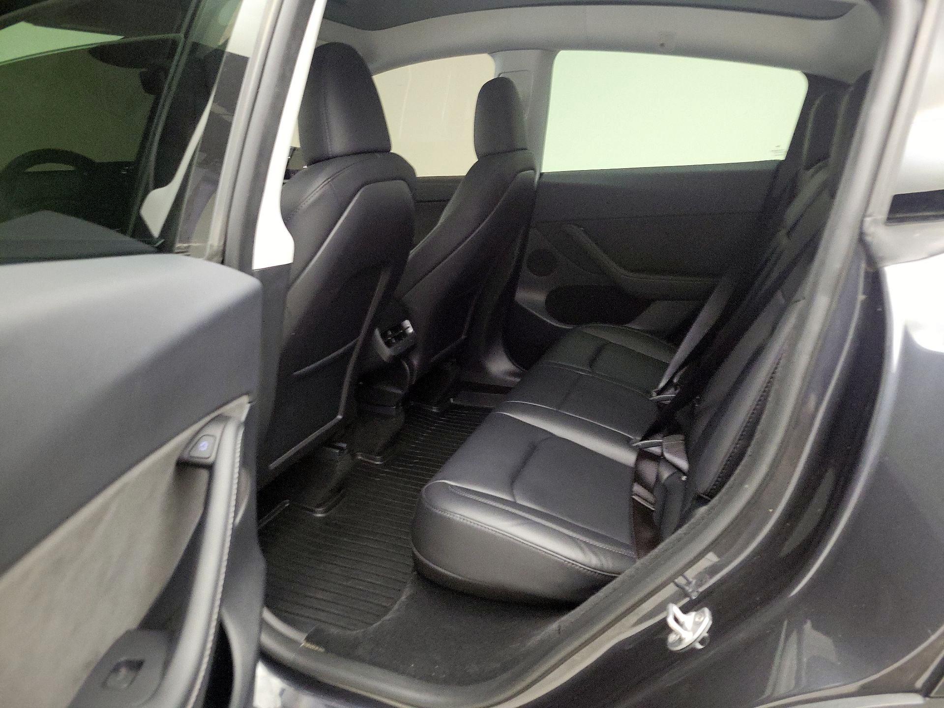 Thumbnail: 2024 Tesla Model Y - 19