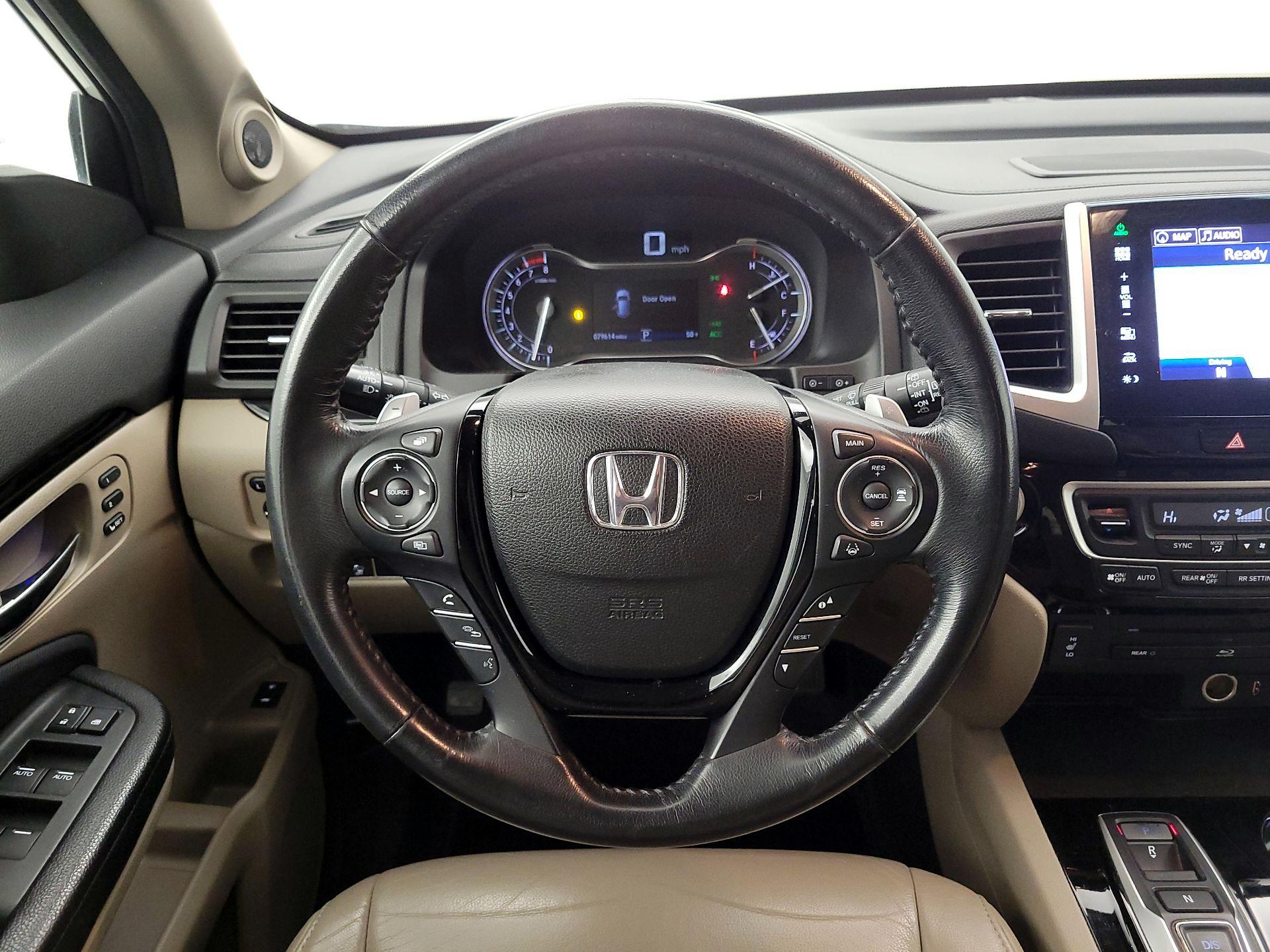Thumbnail: 2016 Honda Pilot - 10