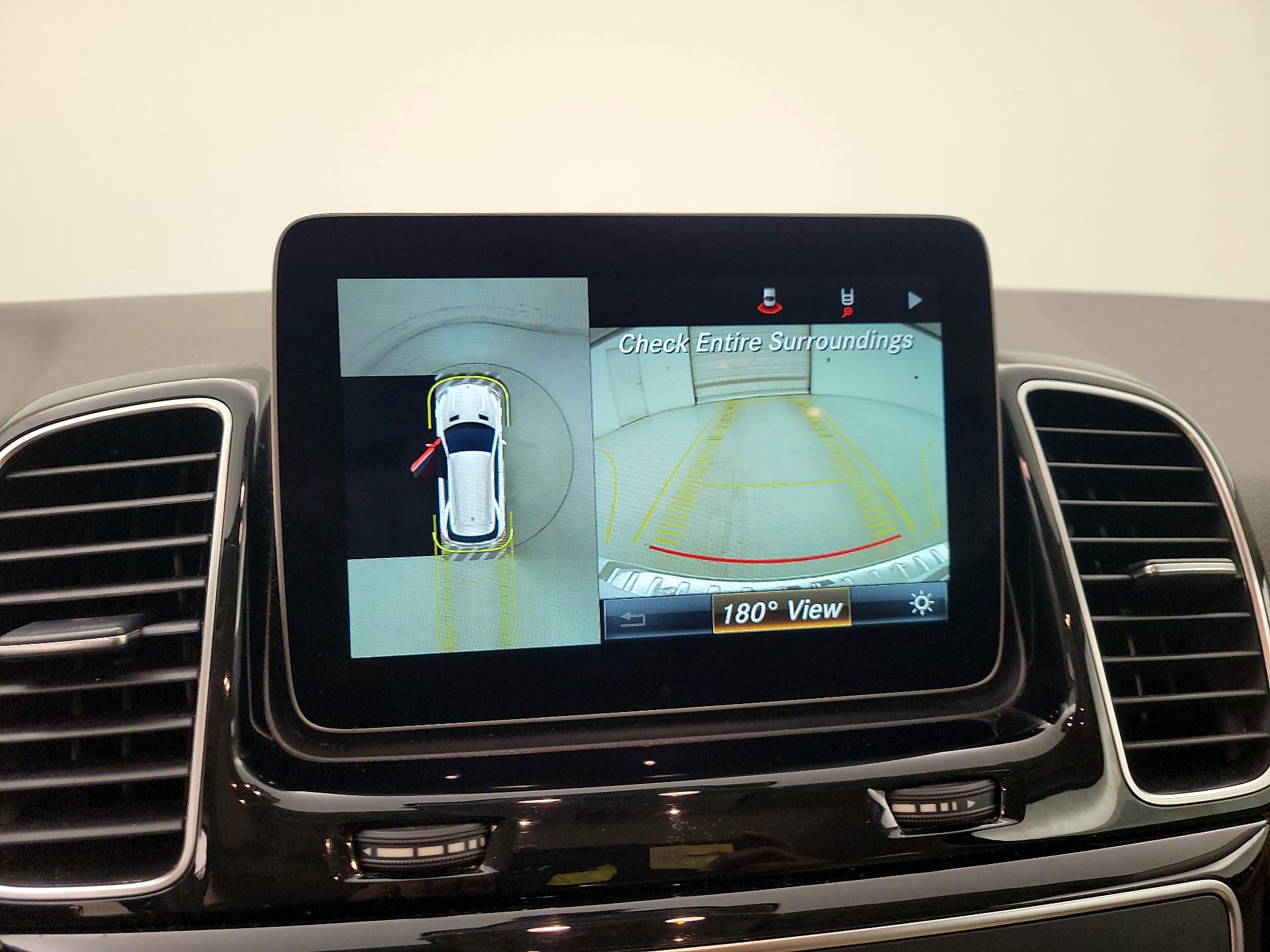 Thumbnail: 2017 Mercedes-Benz GLE - 15