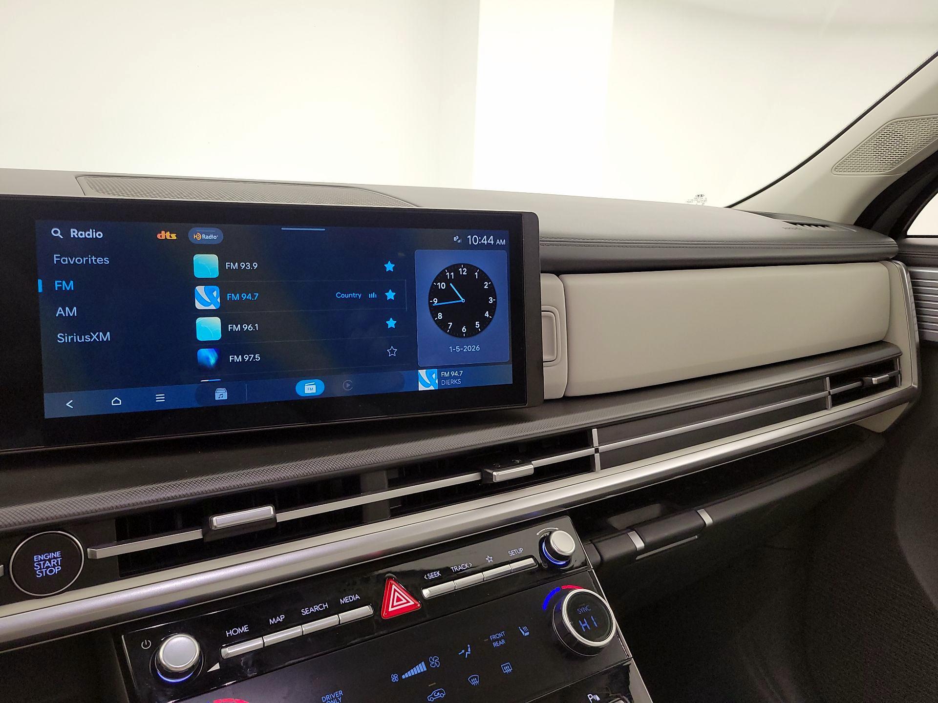 Thumbnail: 2025 Hyundai Santa Fe - 15