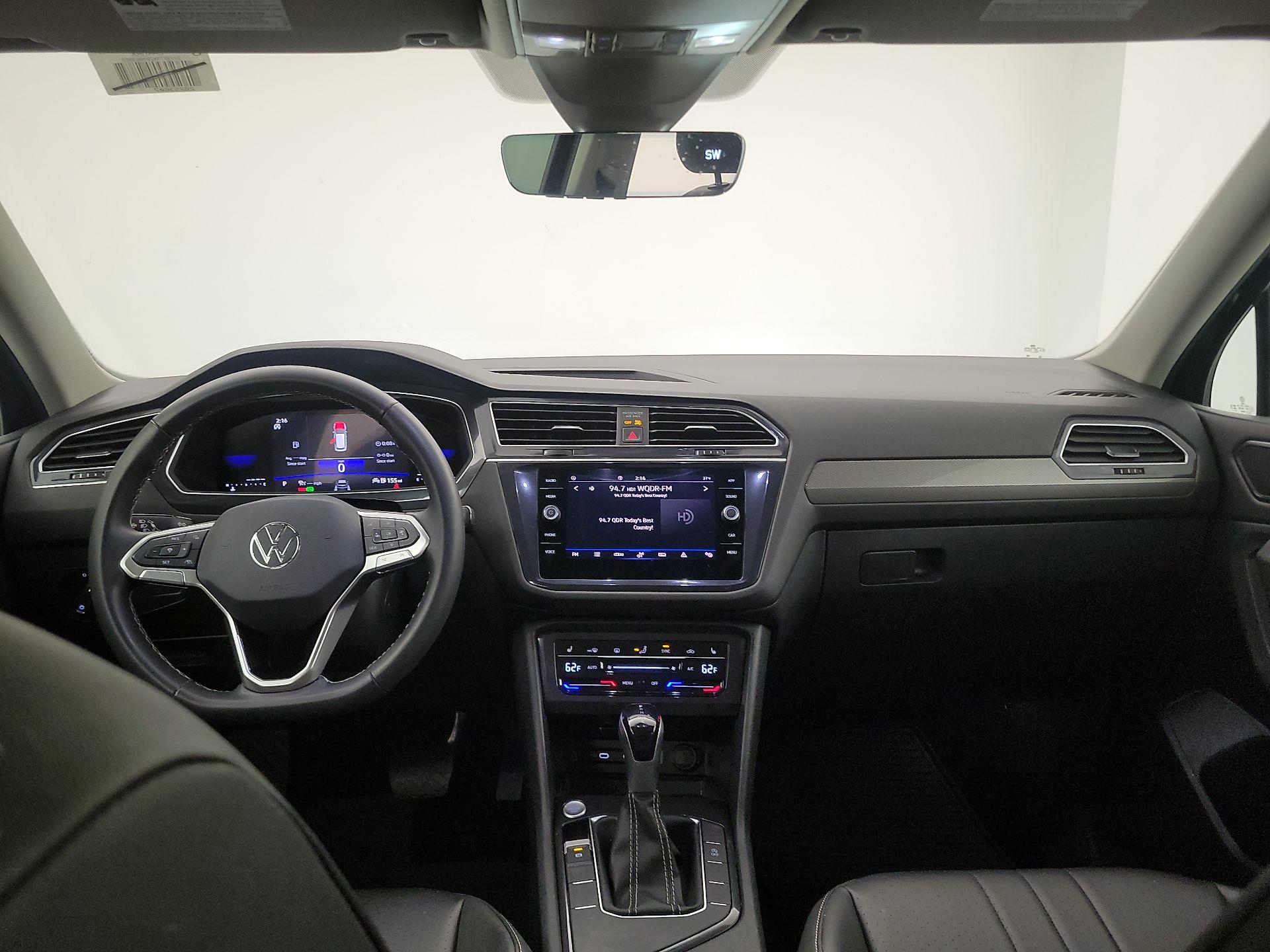 Thumbnail: 2024 Volkswagen Tiguan - 9