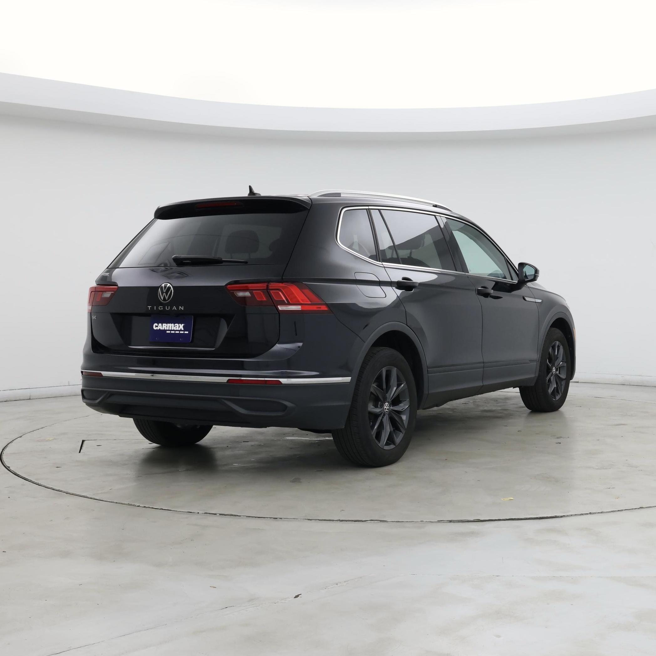 Thumbnail: 2024 Volkswagen Tiguan - 8