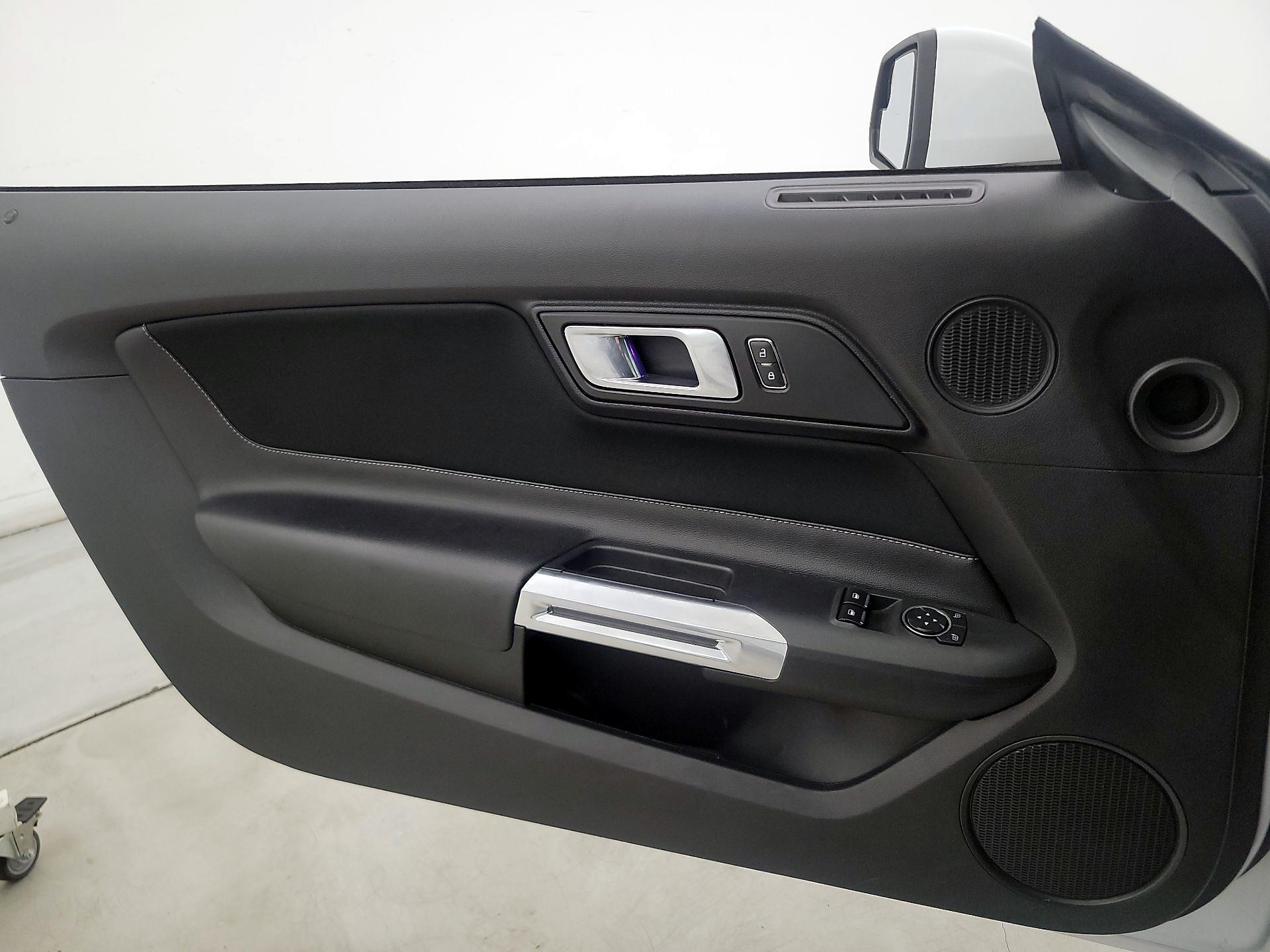 Thumbnail: 2020 Ford Mustang - 12