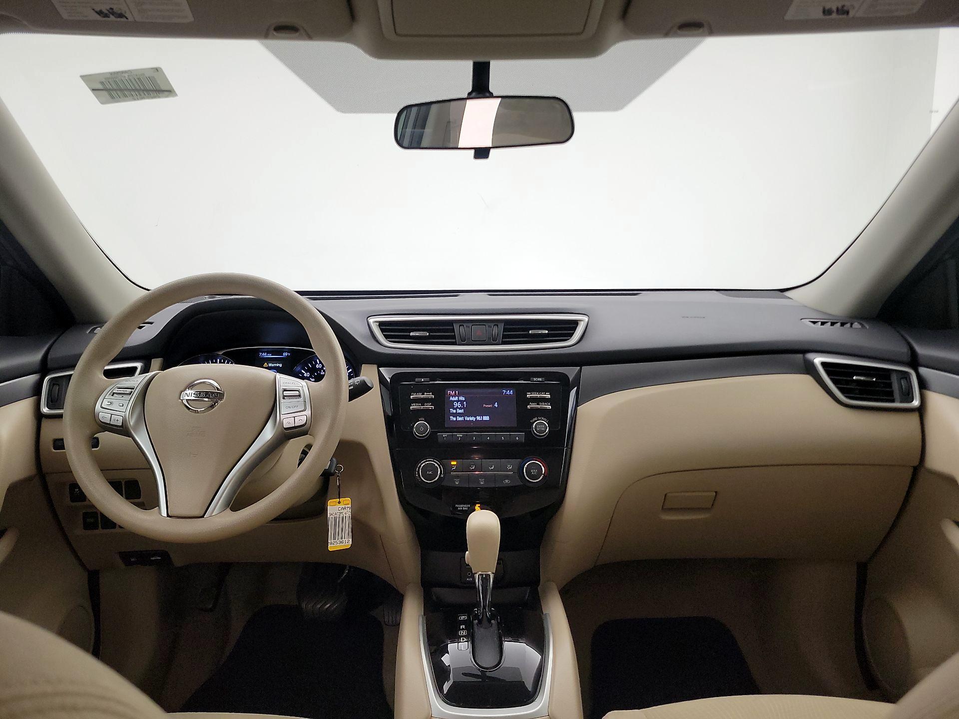 Thumbnail: 2015 Nissan Rogue - 9