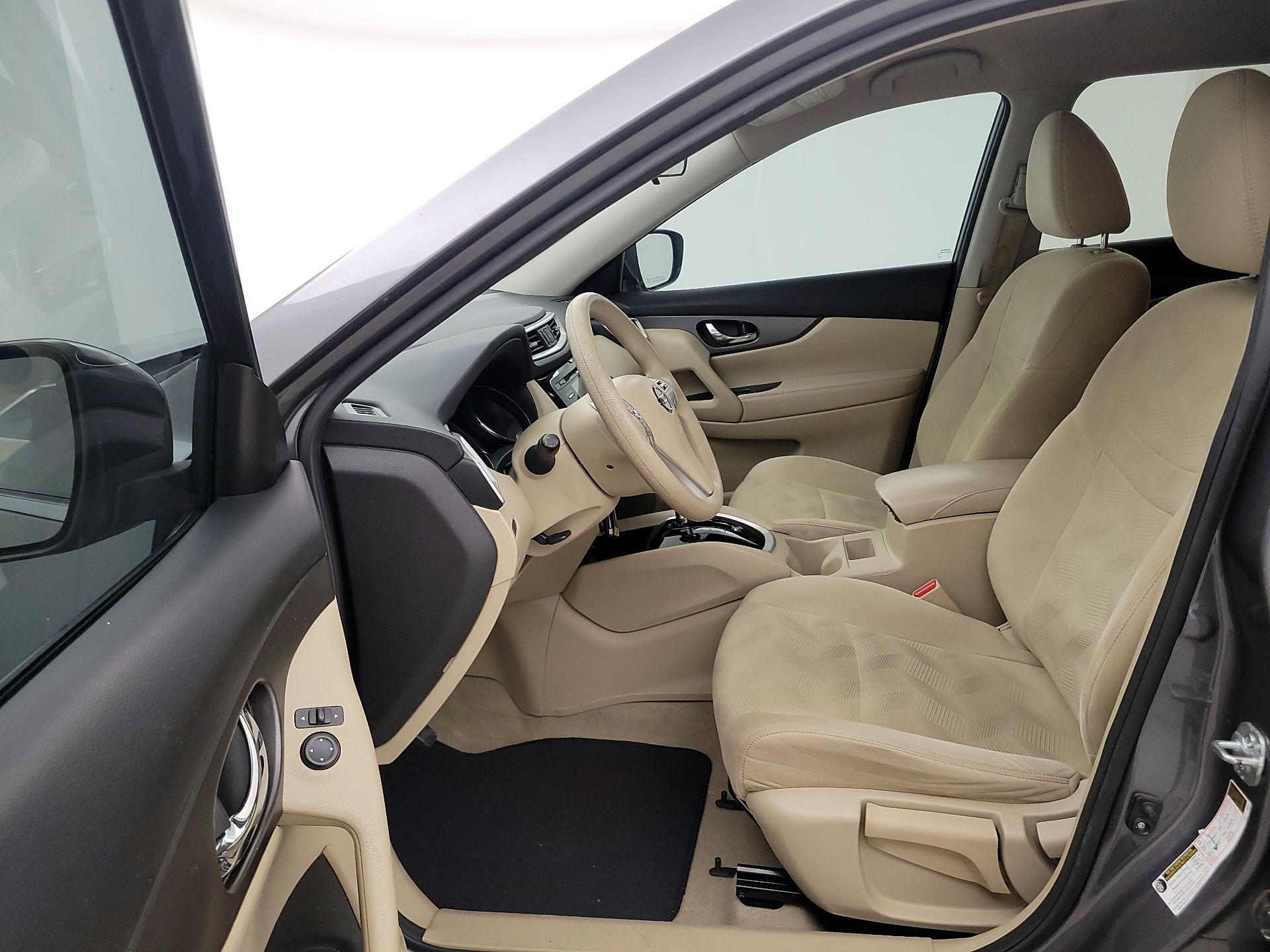 Thumbnail: 2015 Nissan Rogue - 11