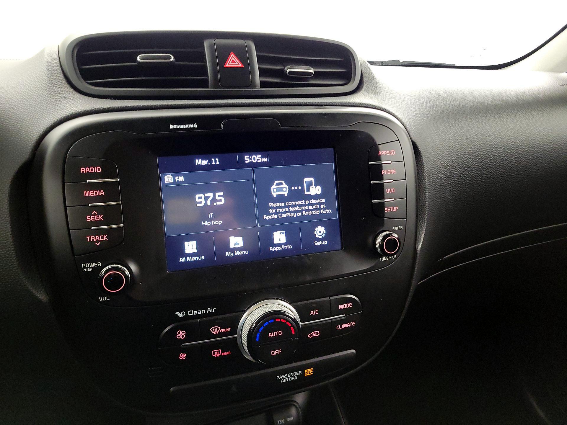 Thumbnail: 2017 Kia Soul - 15