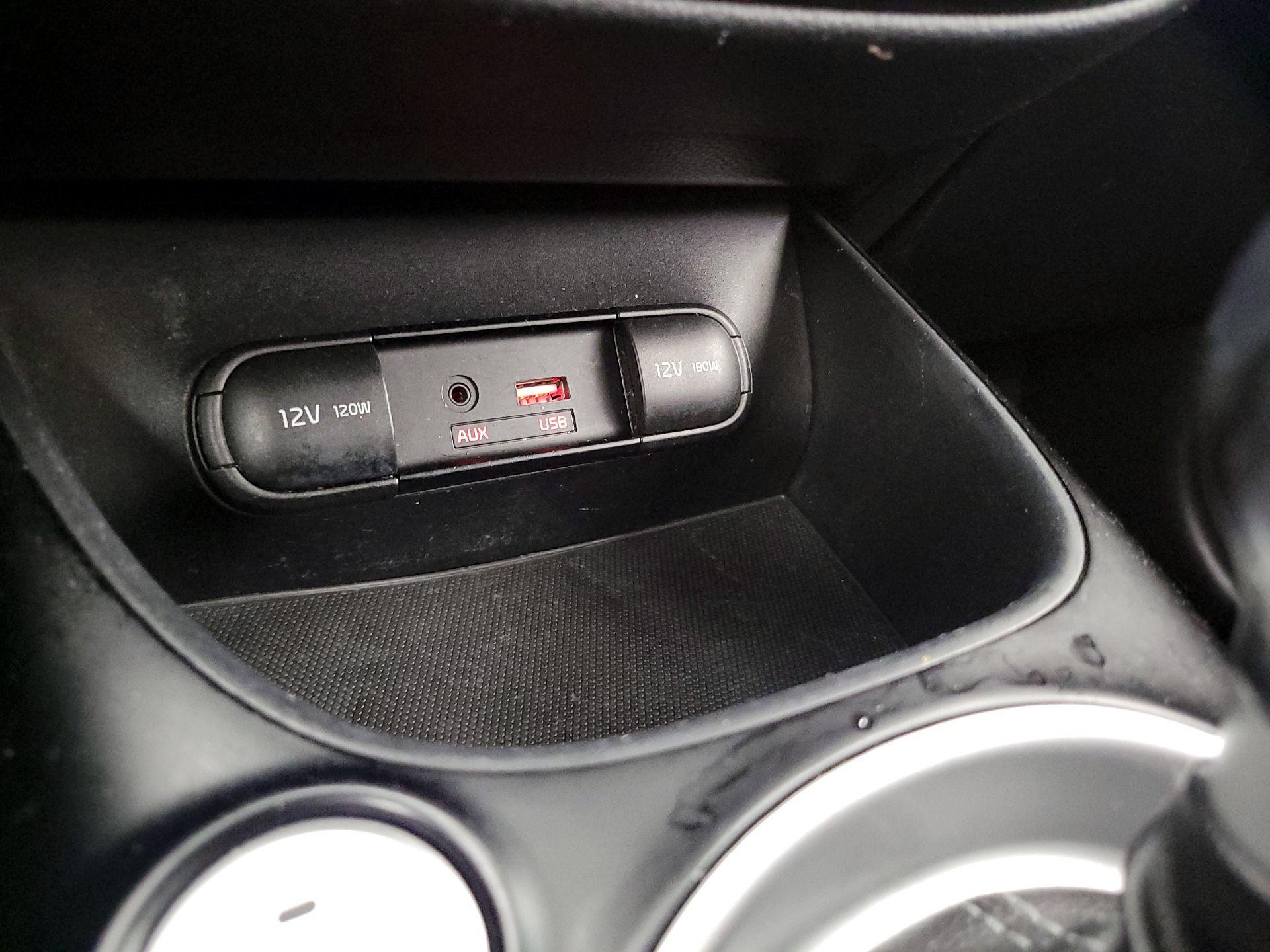 Thumbnail: 2017 Kia Soul - 18