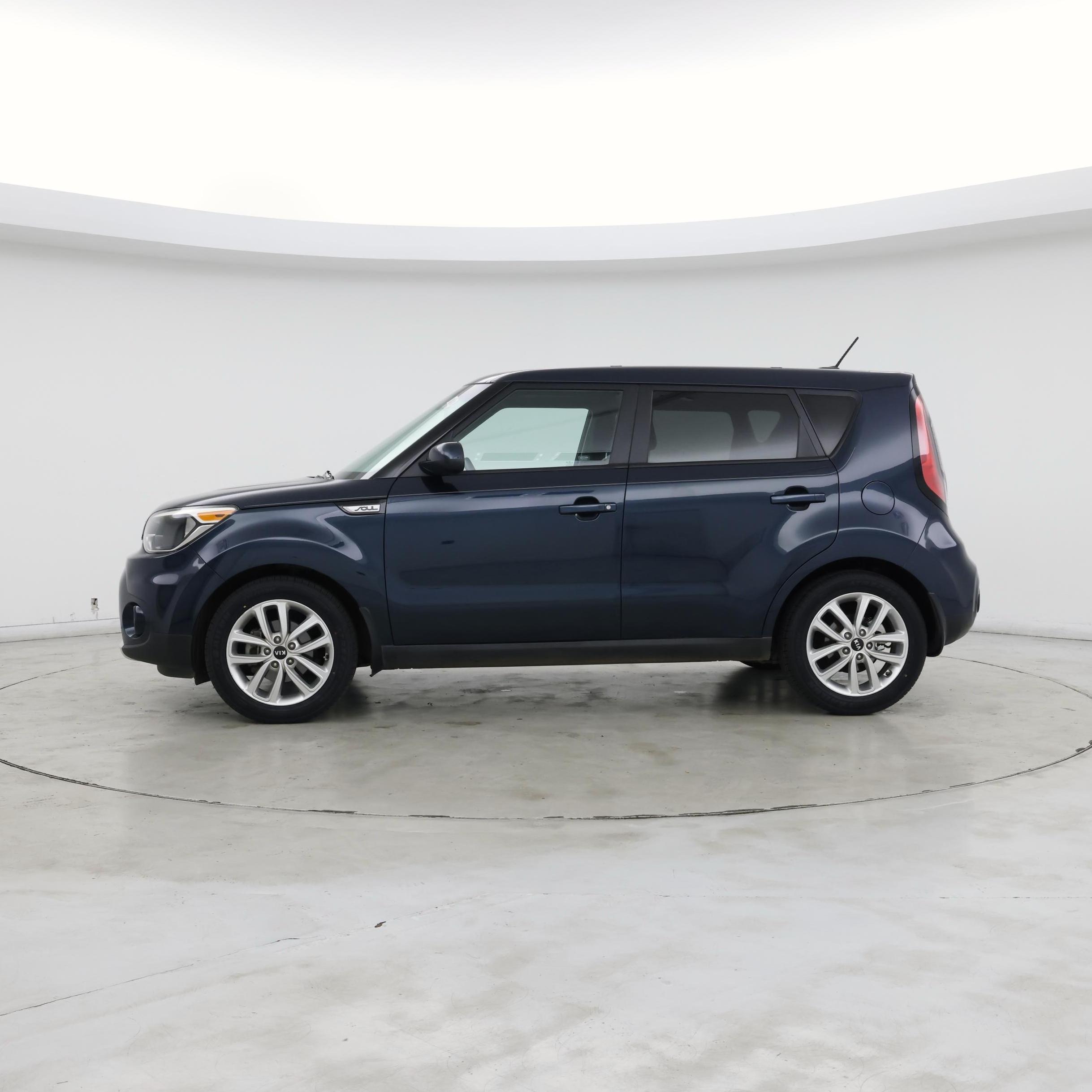 Thumbnail: 2017 Kia Soul - 3