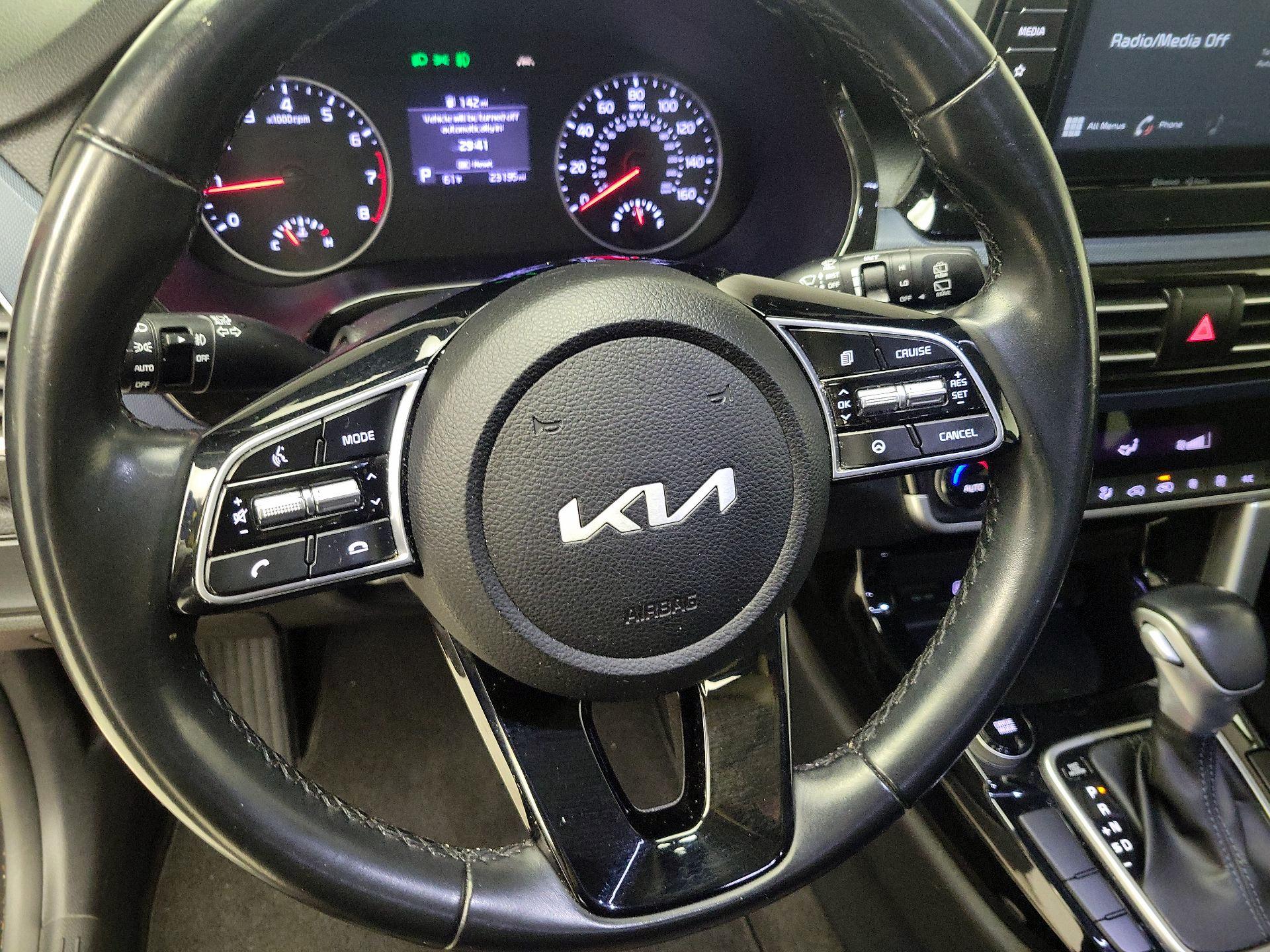 Thumbnail: 2023 Kia Seltos - 10