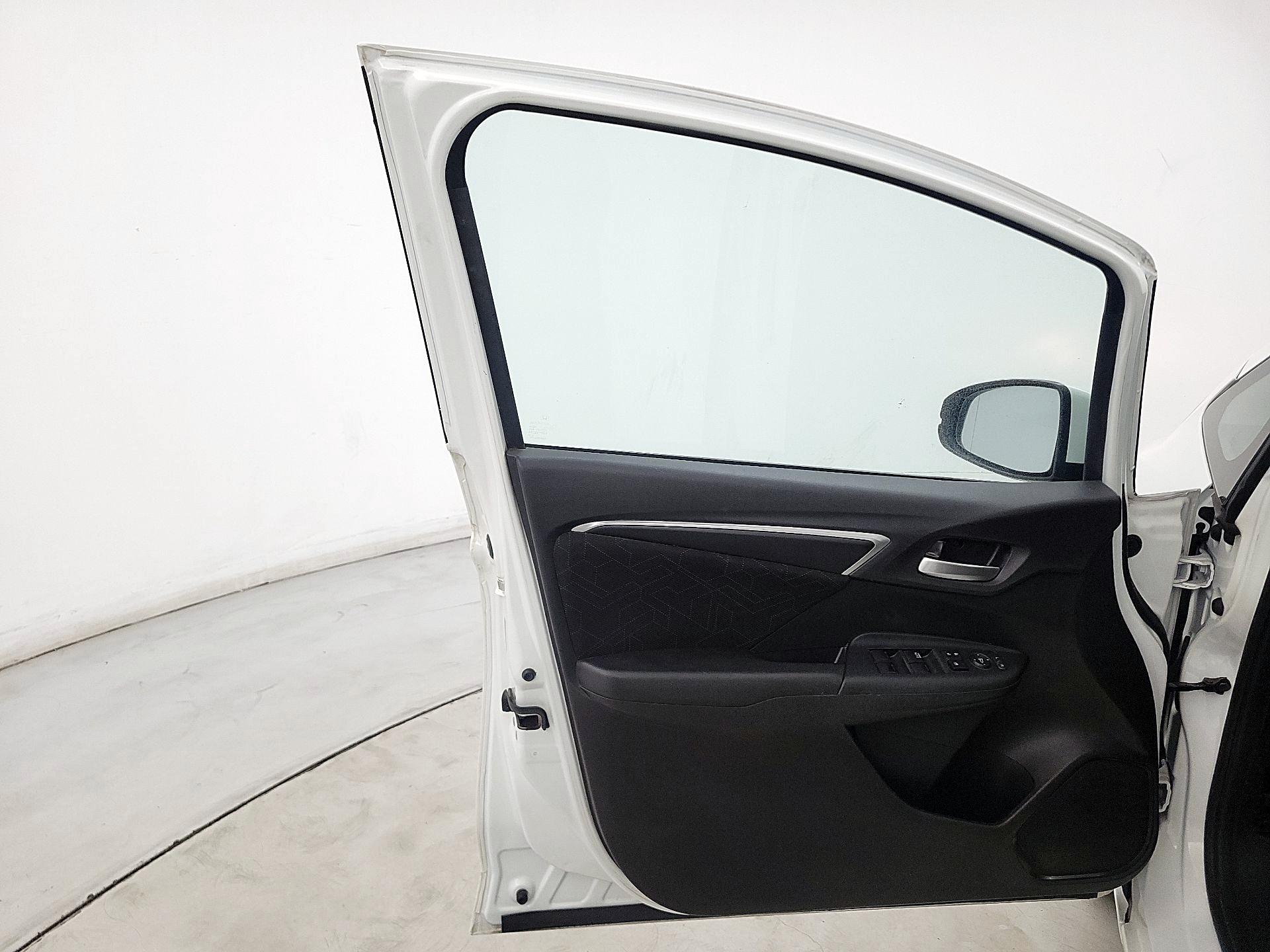 Thumbnail: 2016 Honda Fit - 12