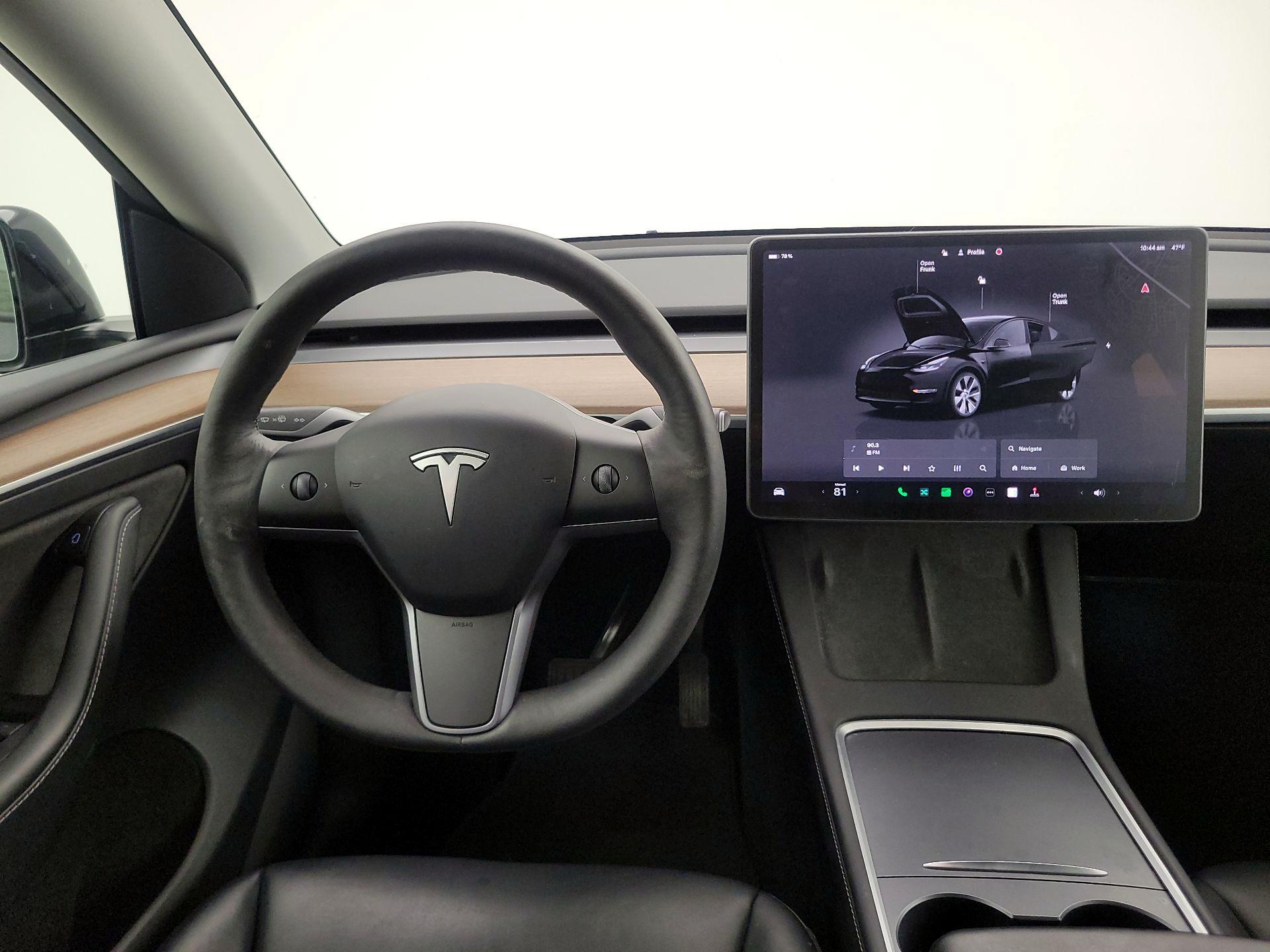 Thumbnail: 2023 Tesla Model Y - 10