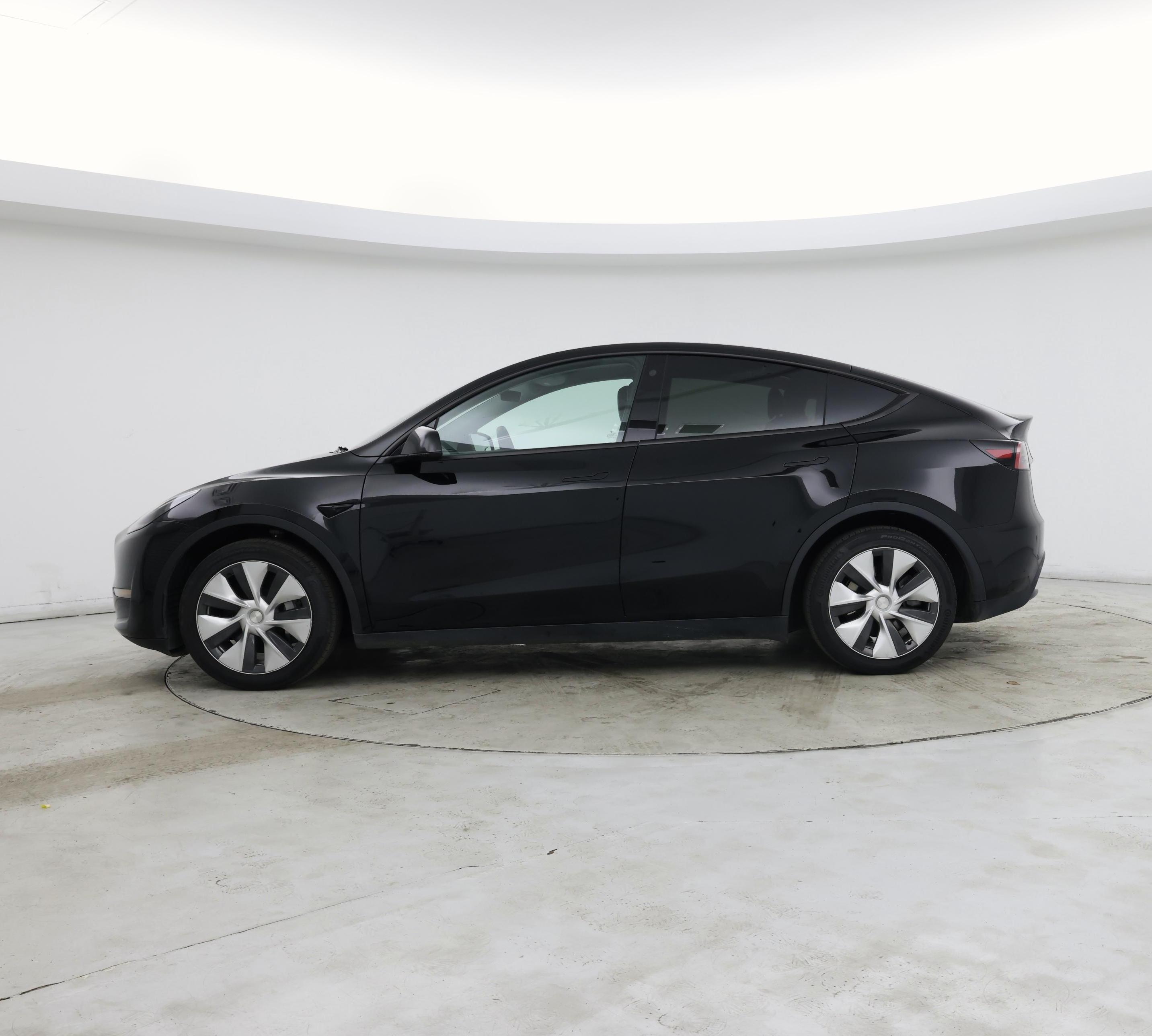 Thumbnail: 2023 Tesla Model Y - 3