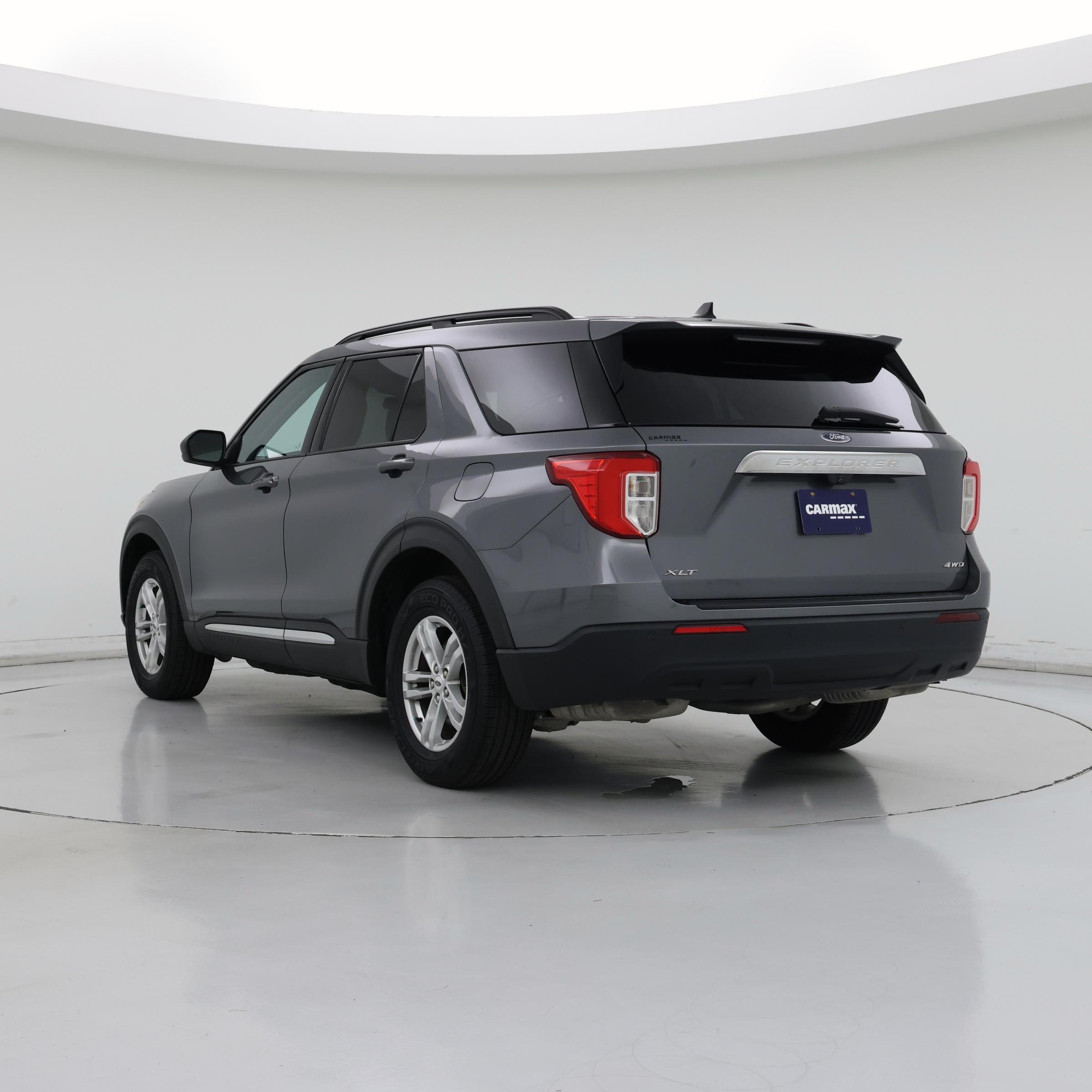 Thumbnail: 2022 Ford Explorer - 2