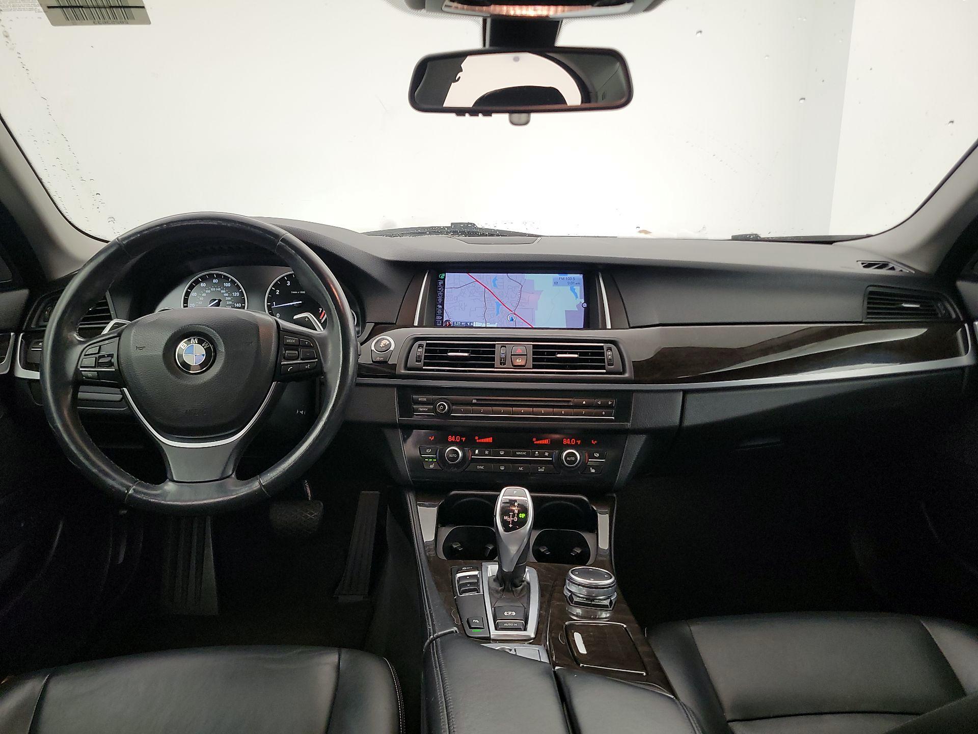 Thumbnail: 2016 BMW 5 Series - 9