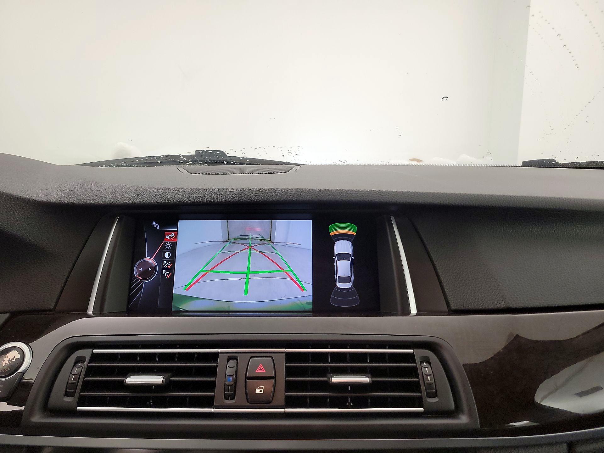 Thumbnail: 2016 BMW 5 Series - 15