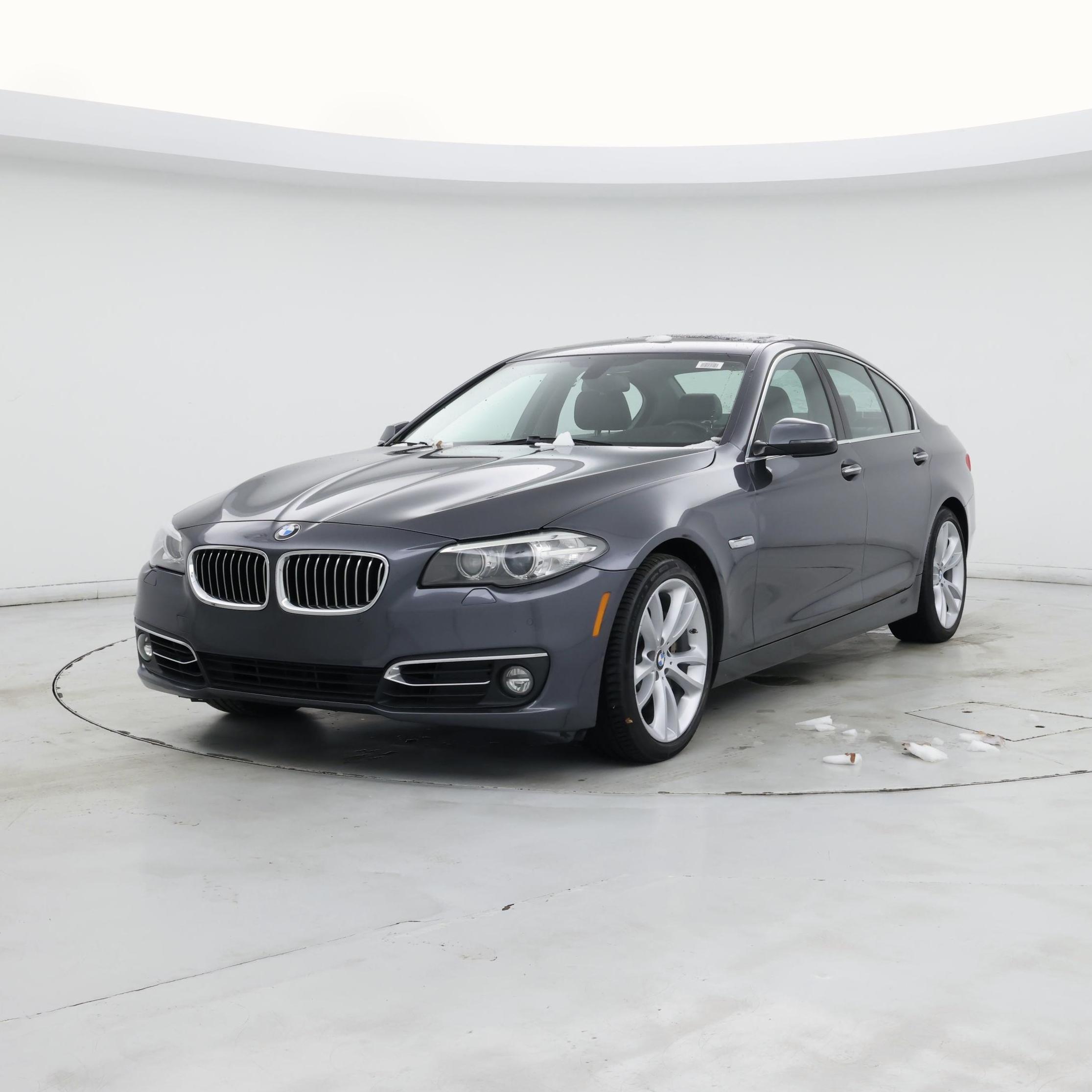 Thumbnail: 2016 BMW 5 Series - 4