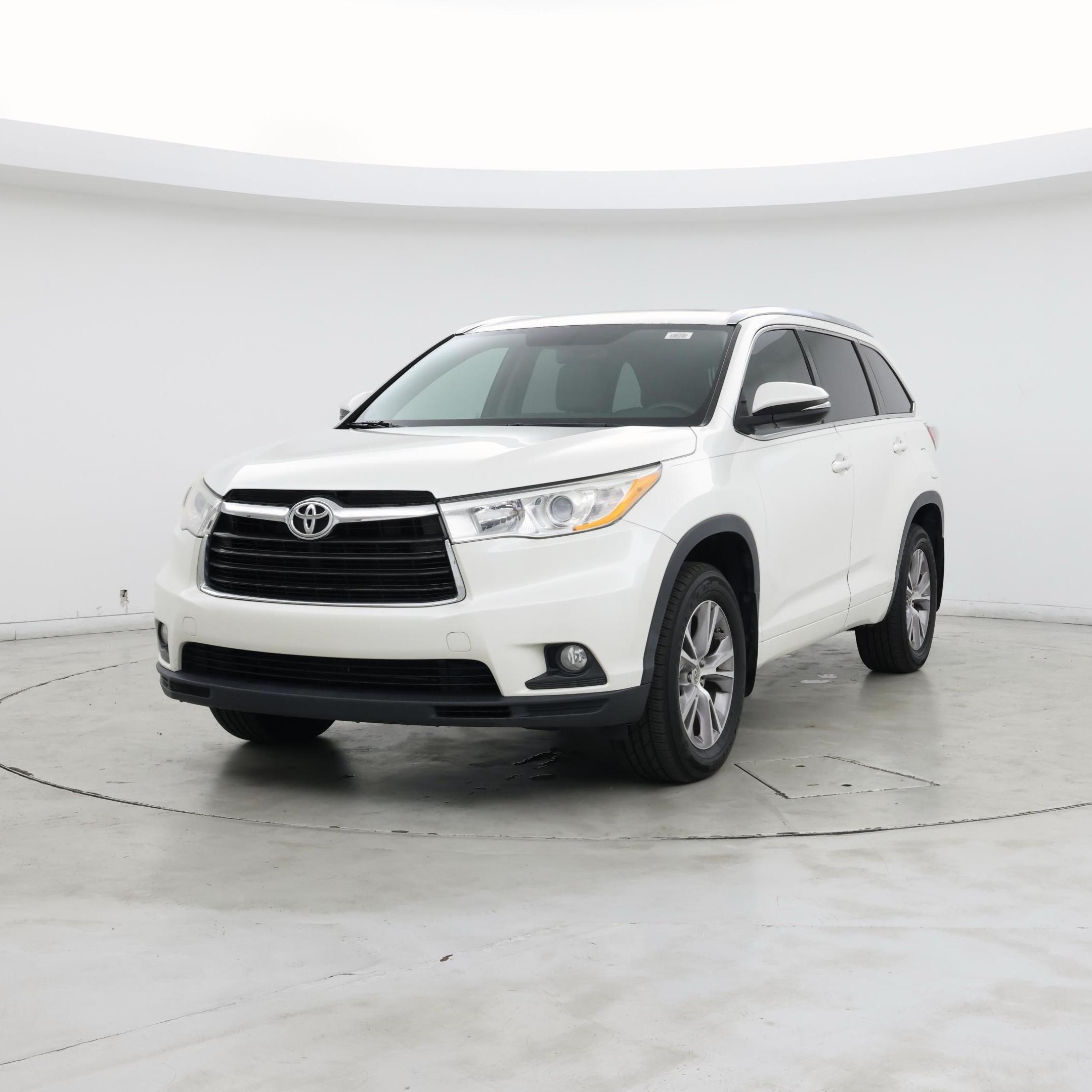 Thumbnail: 2014 Toyota Highlander - 4
