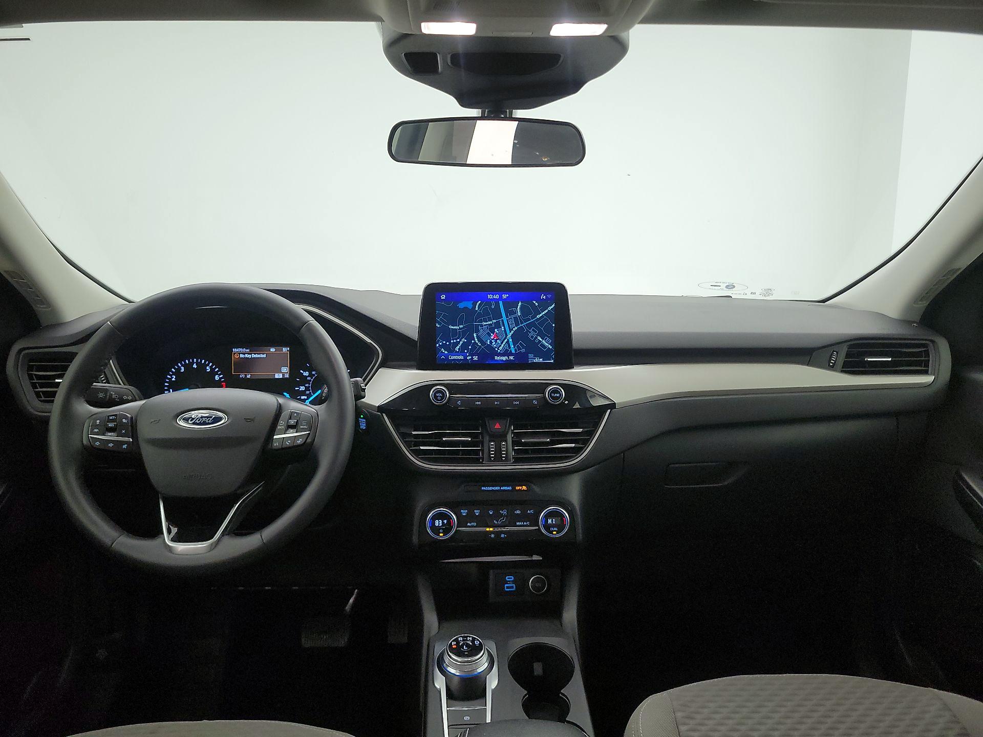 Thumbnail: 2021 Ford Escape - 9