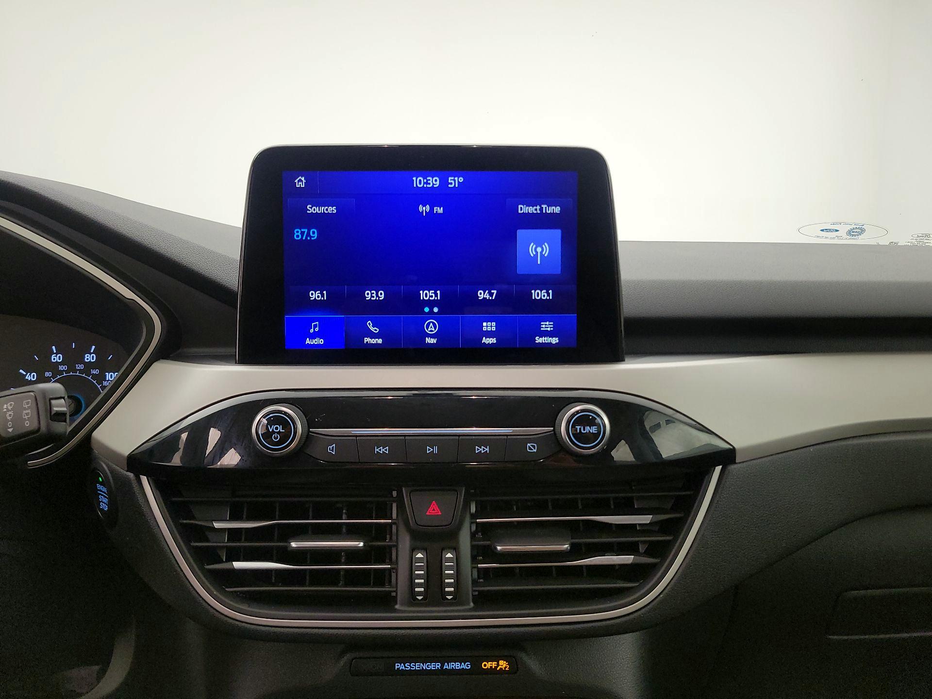 Thumbnail: 2021 Ford Escape - 16