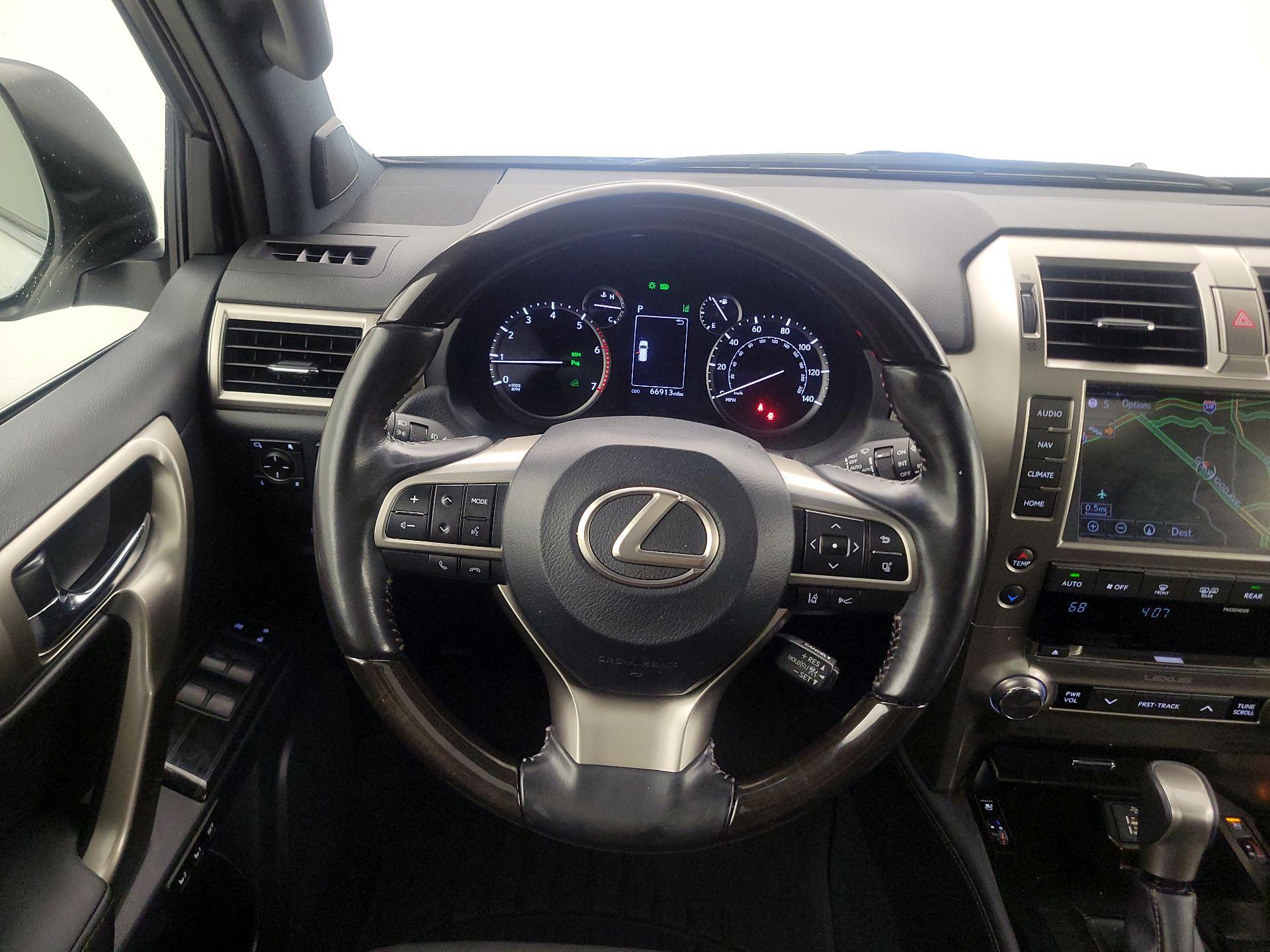 Thumbnail: 2021 Lexus GX - 10