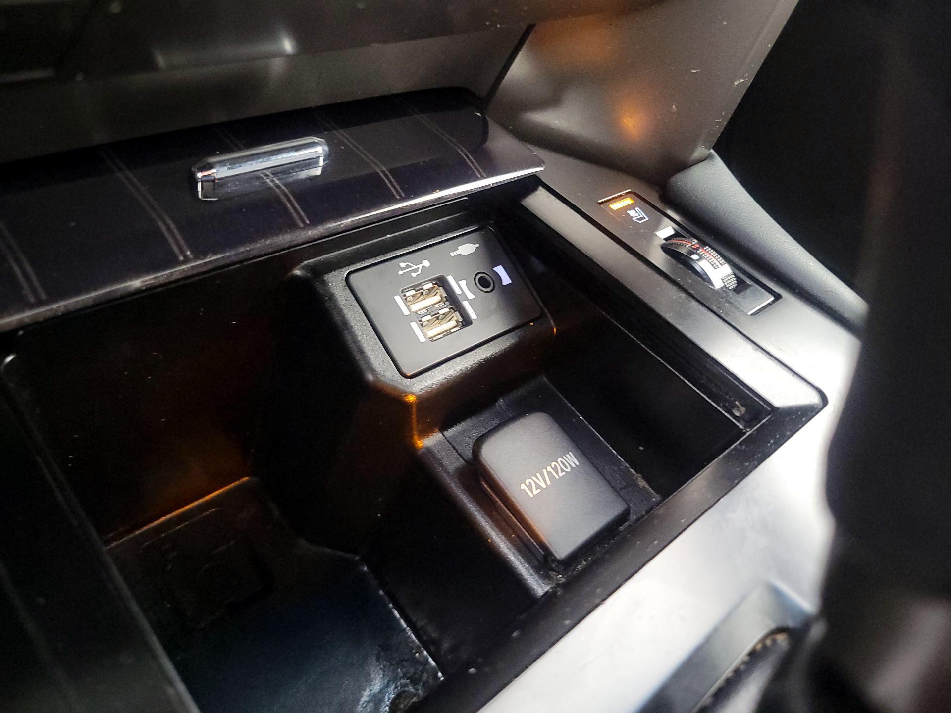 Thumbnail: 2021 Lexus GX - 19