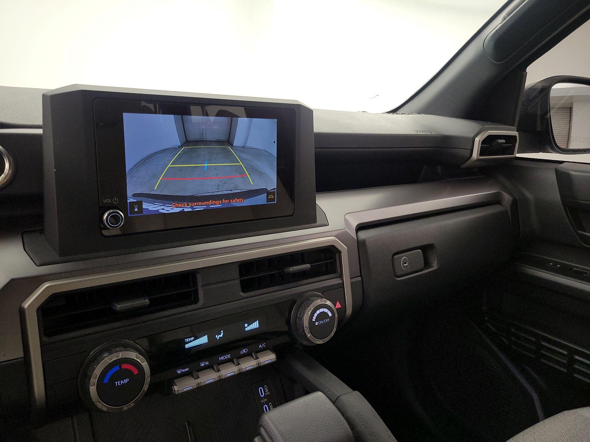 Thumbnail: 2025 Toyota 4Runner - 14