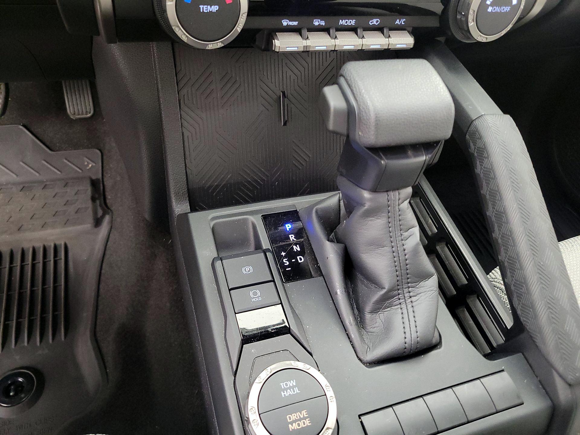 Thumbnail: 2025 Toyota 4Runner - 17