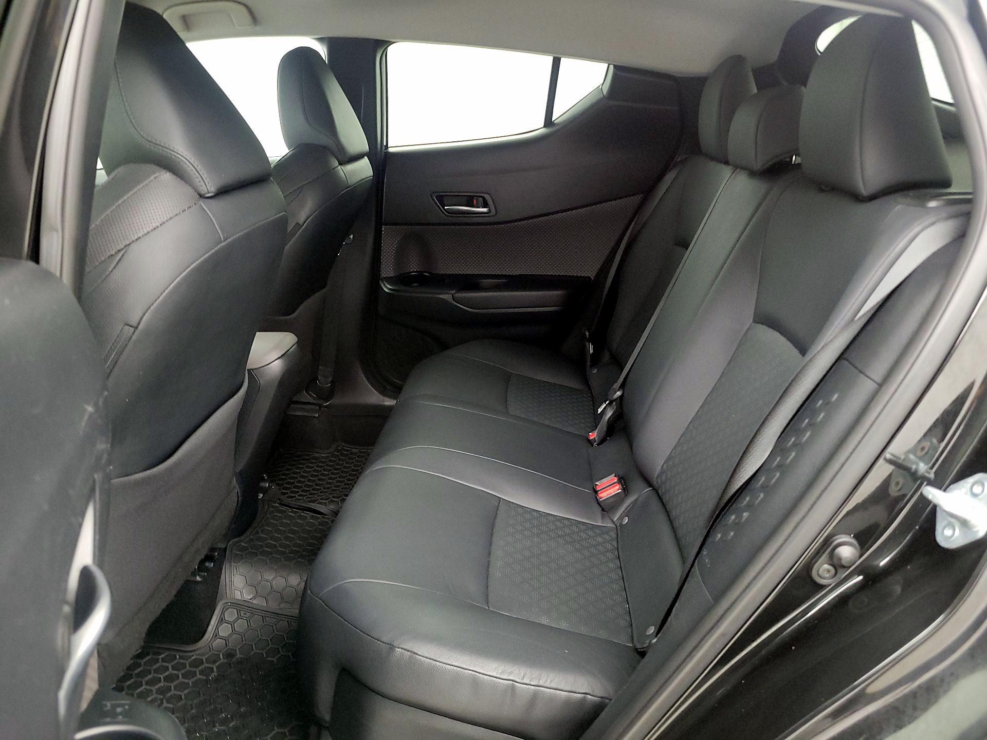 Thumbnail: 2022 Toyota C-HR - 19