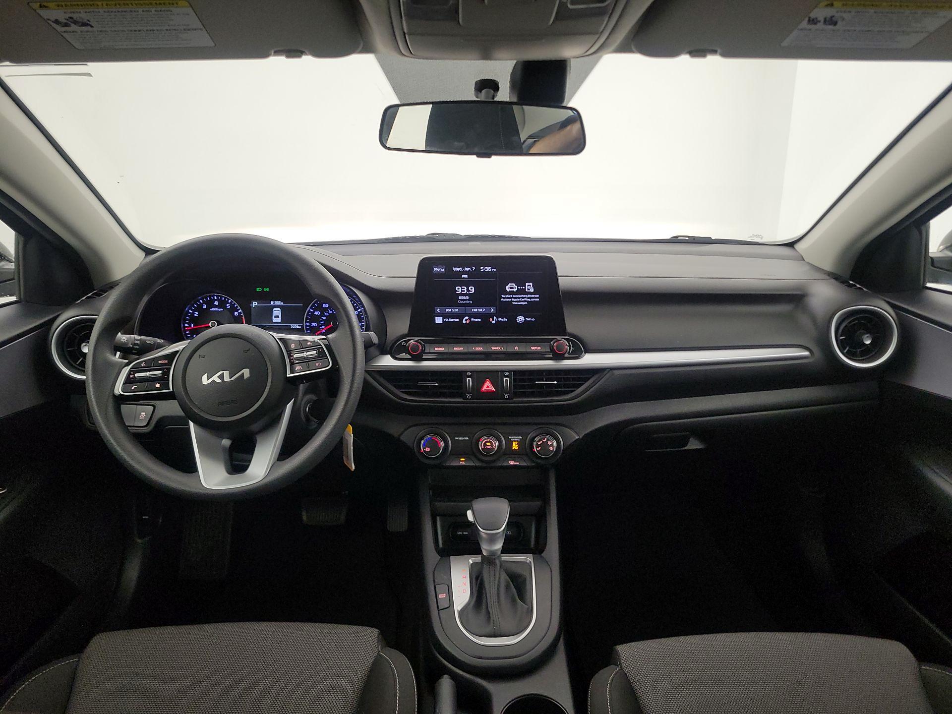 Thumbnail: 2024 Kia Forte - 9