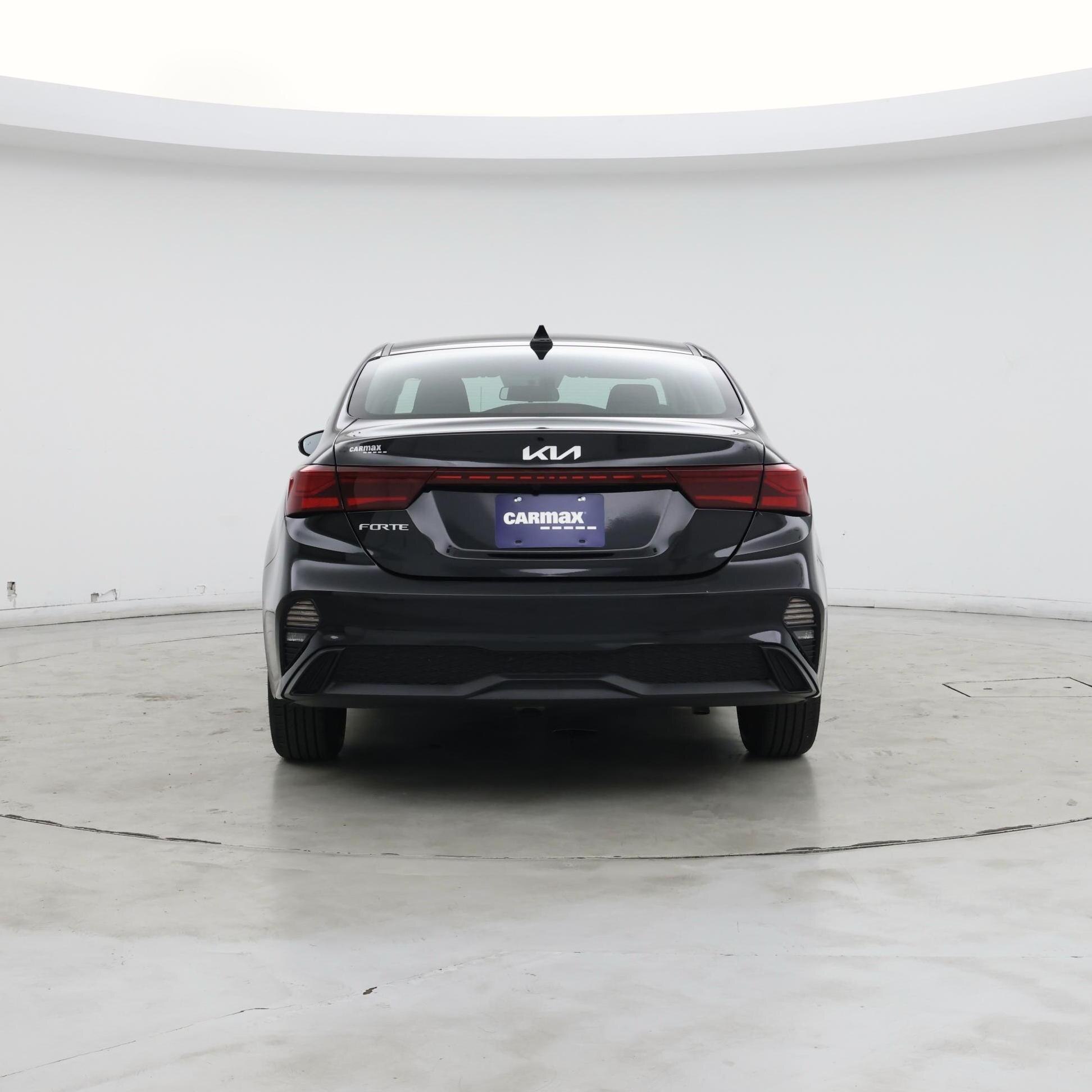 Thumbnail: 2024 Kia Forte - 6