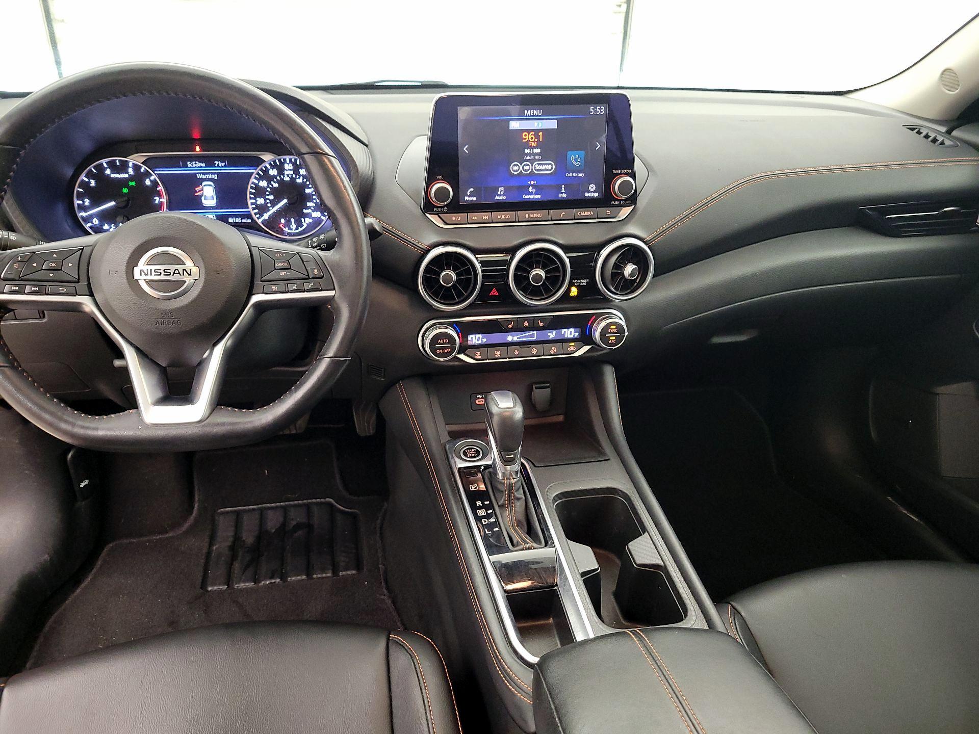 Thumbnail: 2020 Nissan Sentra - 9