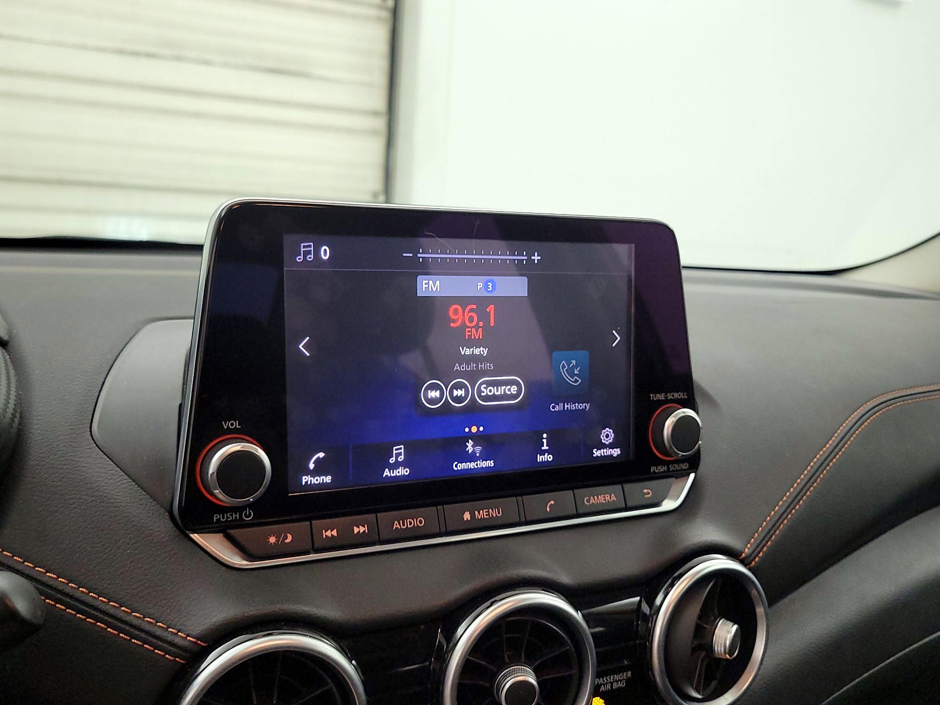 Thumbnail: 2020 Nissan Sentra - 15