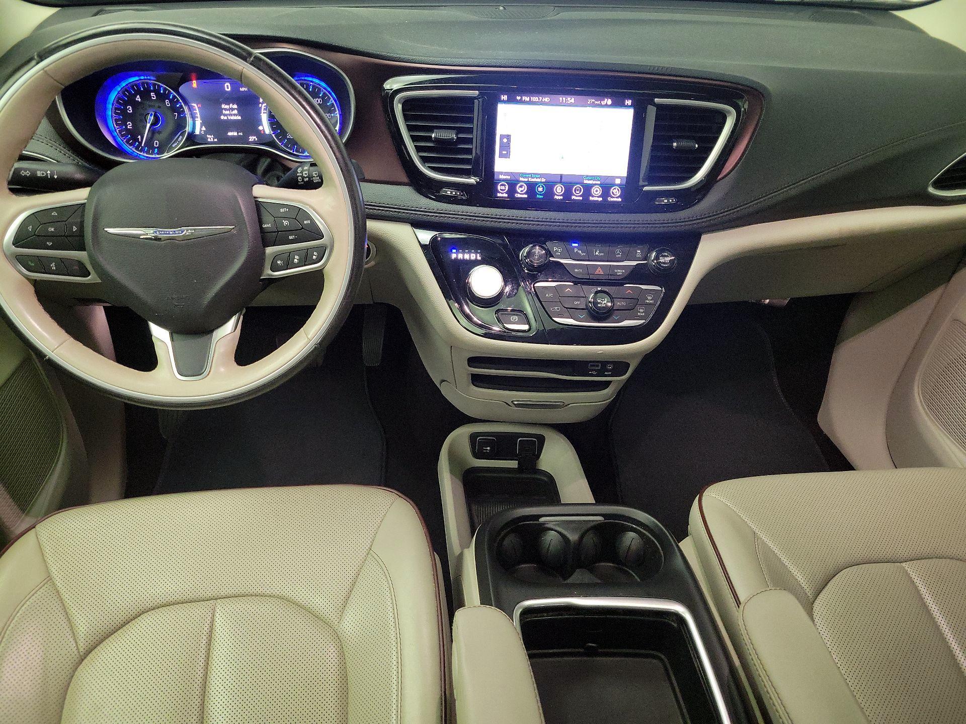 Thumbnail: 2020 Chrysler Pacifica - 9